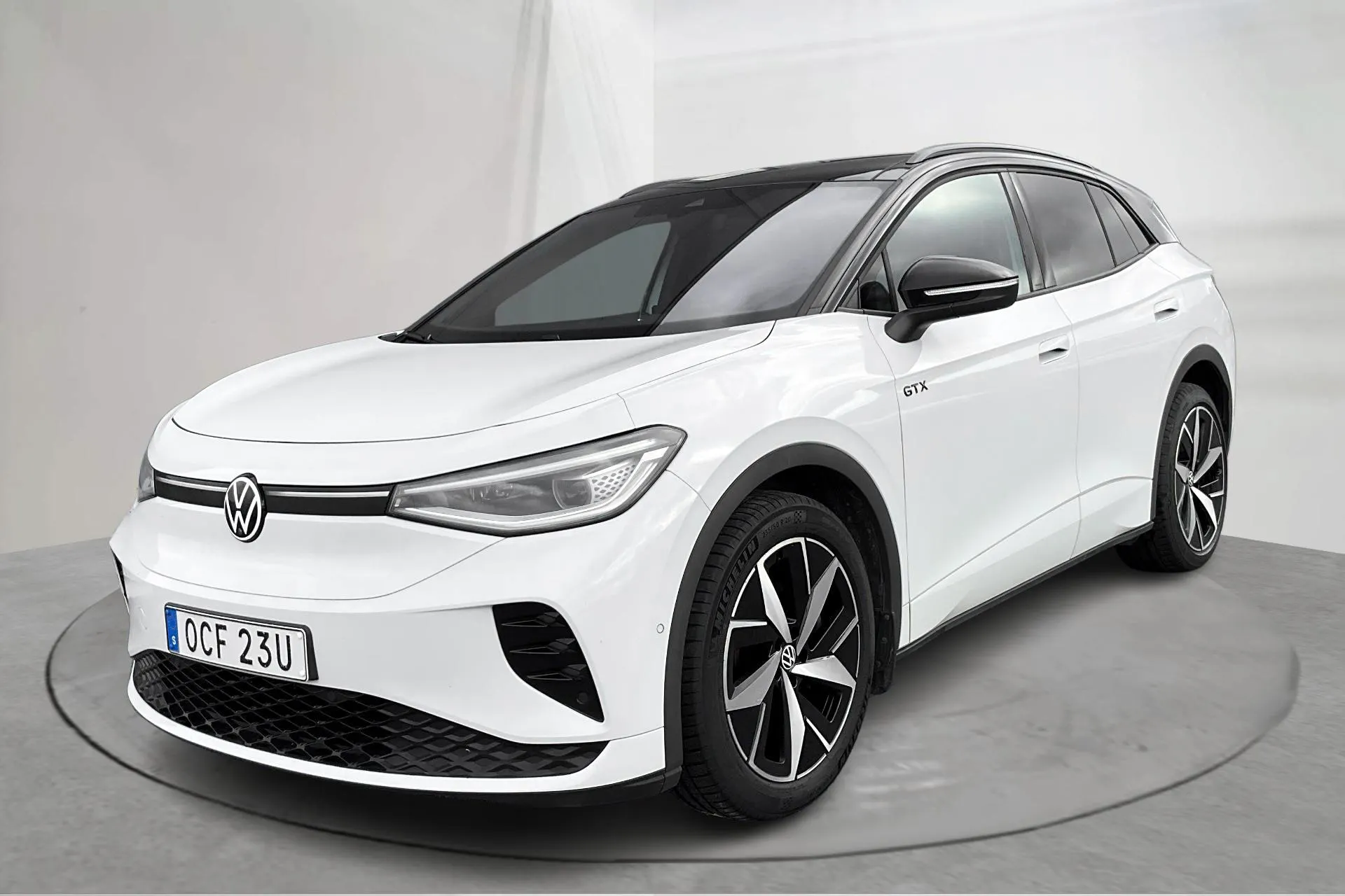 Presentation photo 1 of 21: VW ID.4 GTX 77kWh AWD (299hk) - 140 220 km - Automatic - white - 2023