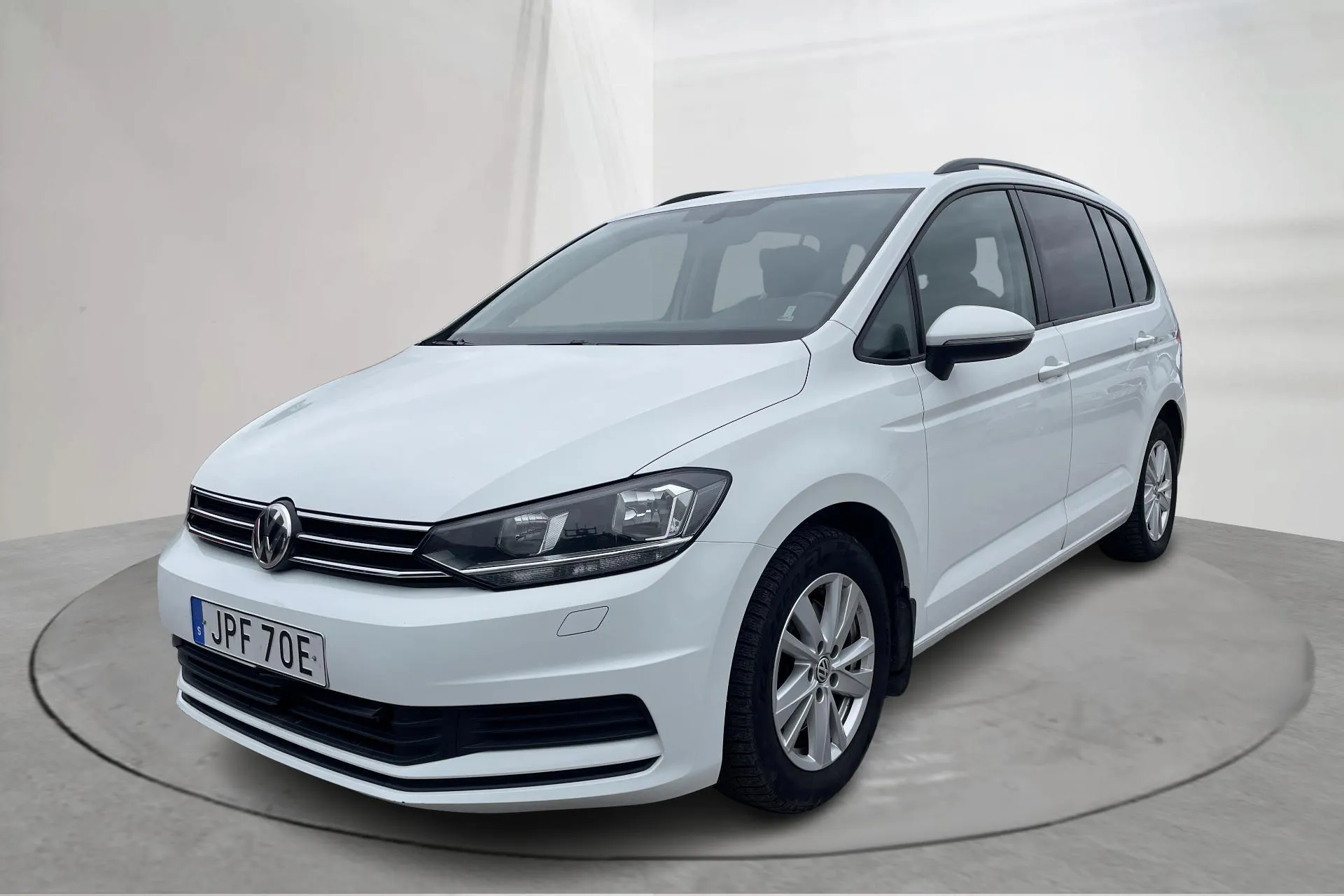 Presentation photo 1 of 20: VW Touran 2.0 TDI (115hk) - 275 610 km - Automatic - white - 2020