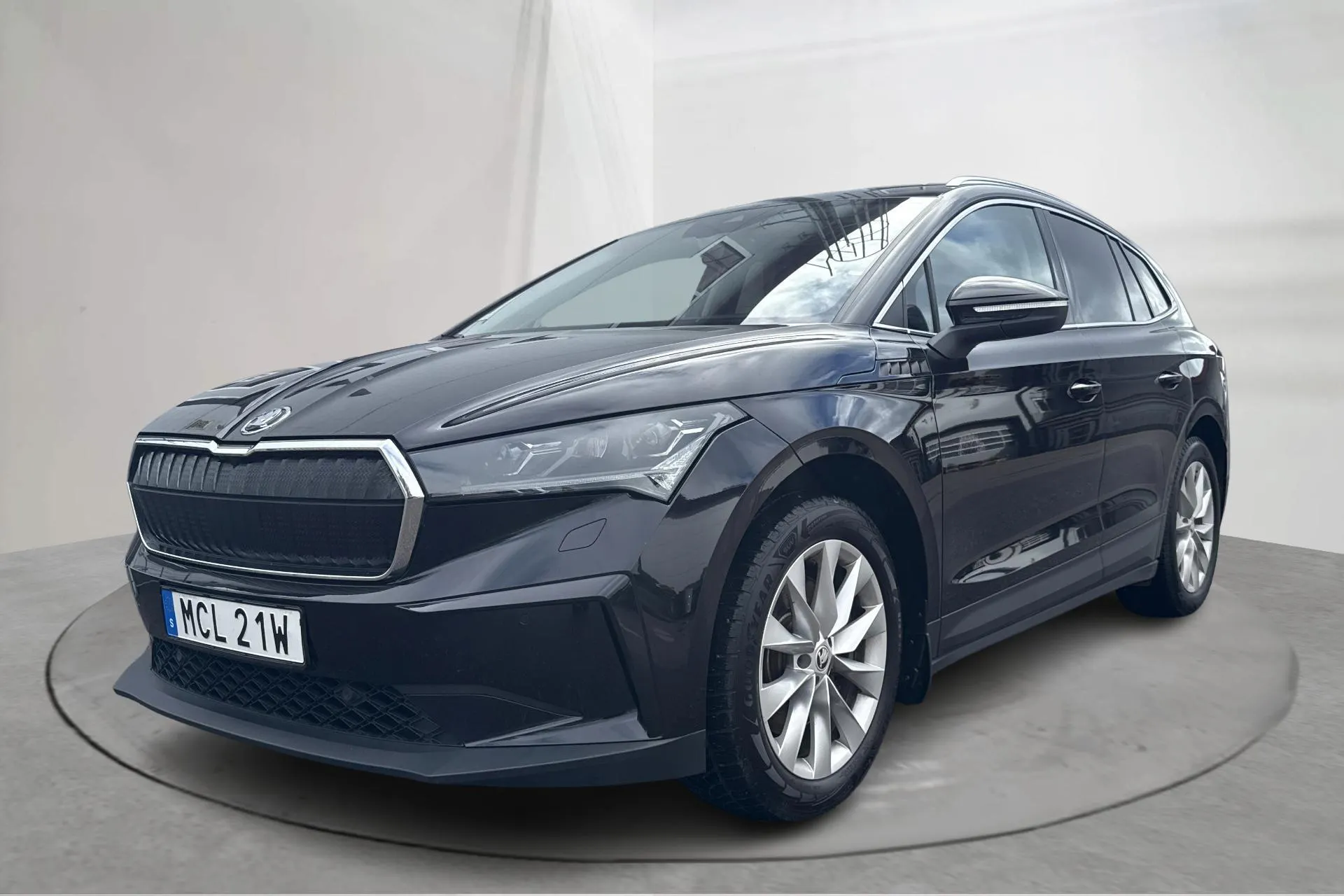 Presentation photo 1 of 18: Skoda Enyaq iV 80 (204hk) - 94 930 km - Automatic - black - 2023