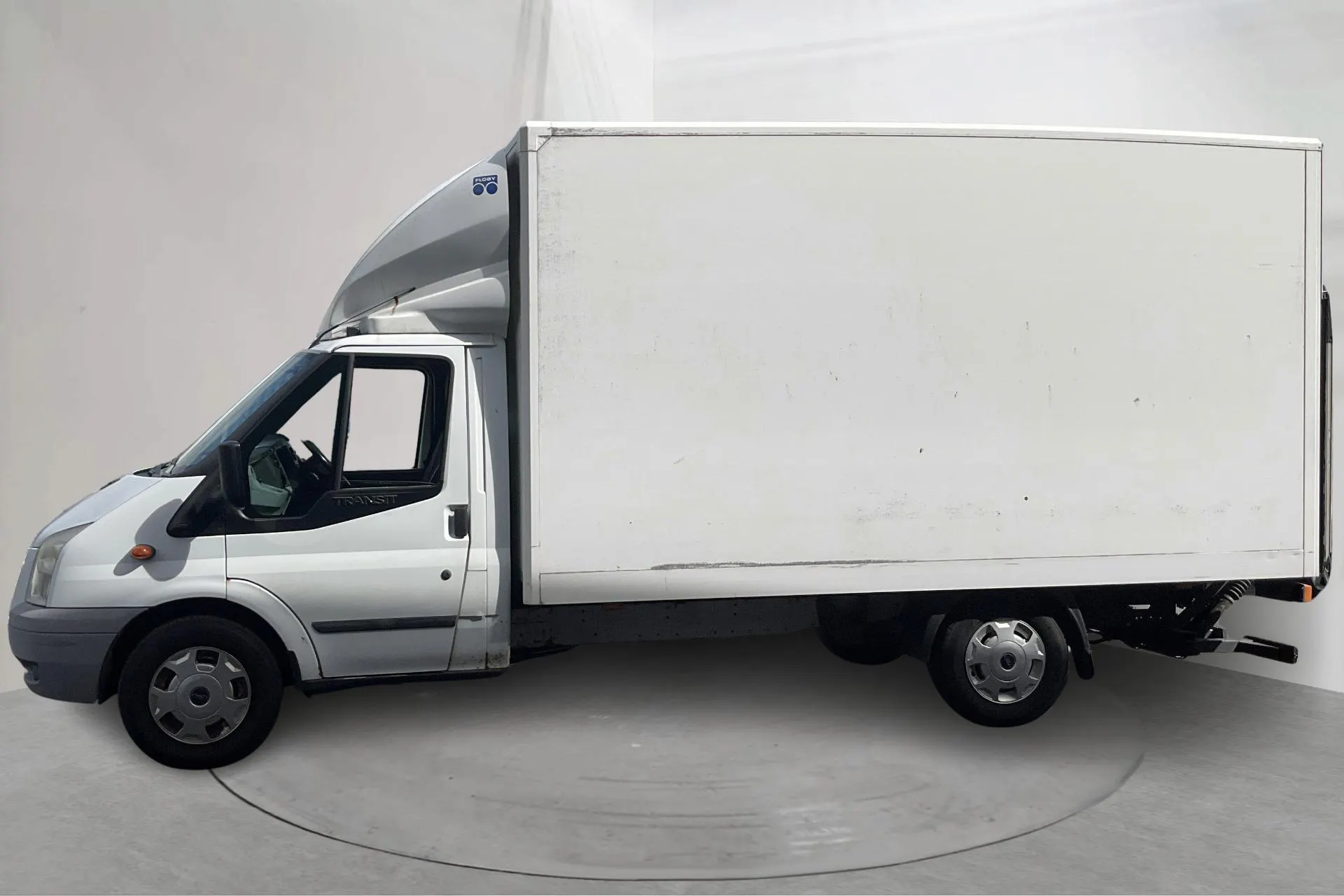 Presentation photo 2 of 14: Ford Transit 350 2.2 TDCi Volymskåp (140hk) - 69 520 km - Manual - white - 2013