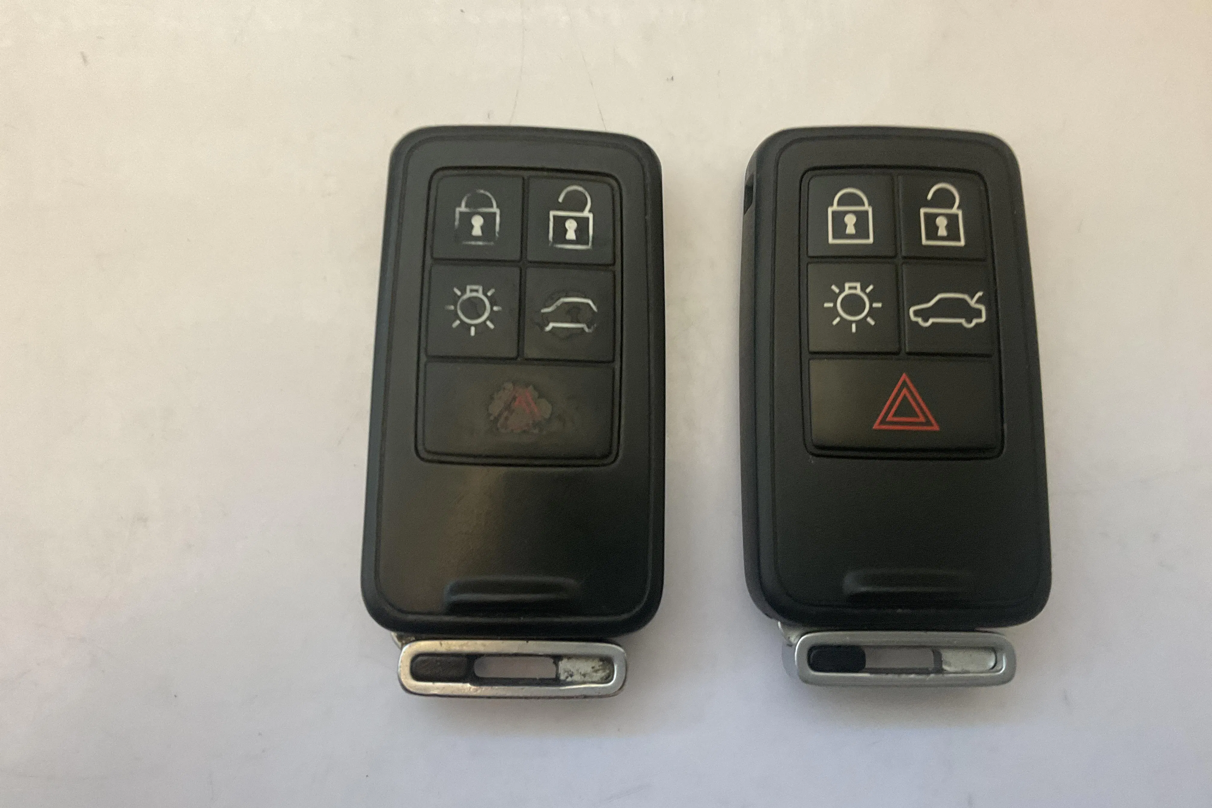Zdjęcie prezentacyjne 12 z 12: Volvo V70 II 2.0F (145hk) - 159 350 km - Manualna - Jasnobrązowy - 2010
