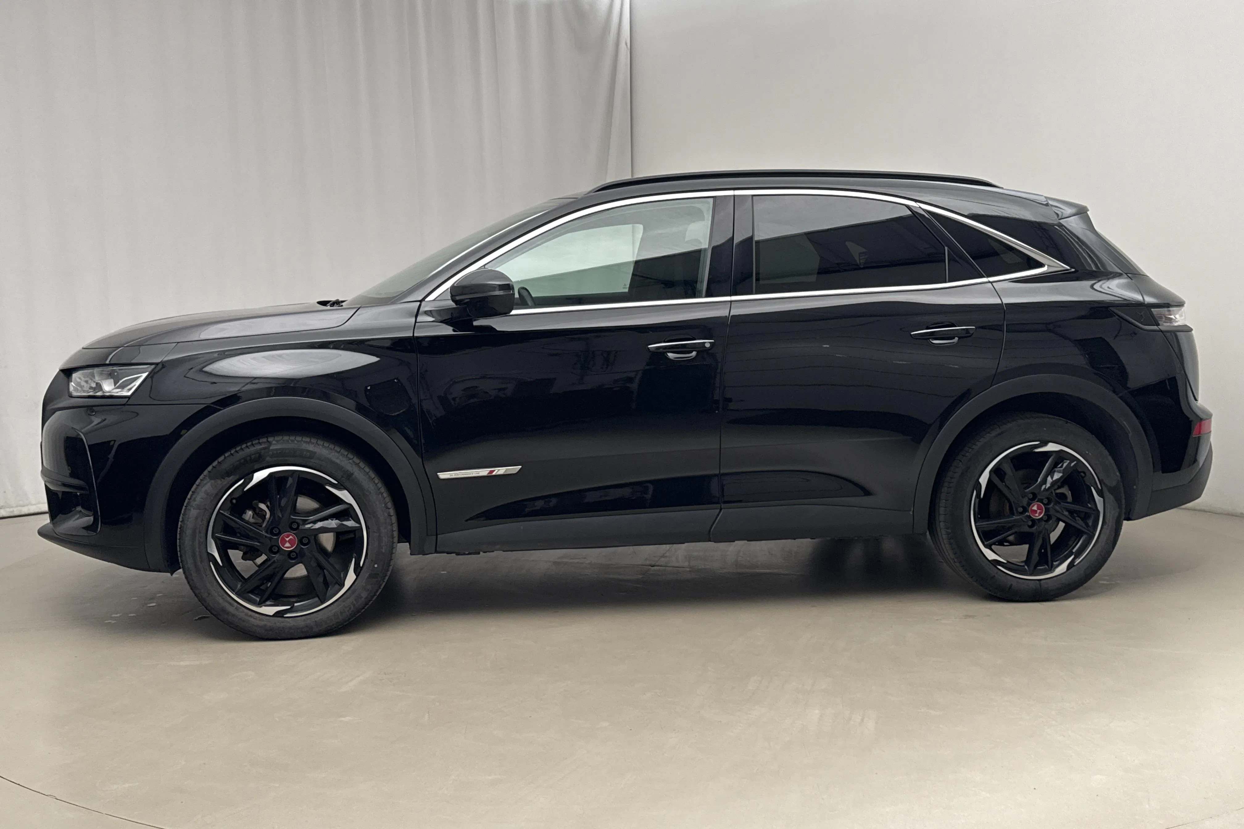 Presentation photo 2 of 21: DS DS7 Crossback PureTech (180hk) - 74 590 km - Automatic - black - 2023
