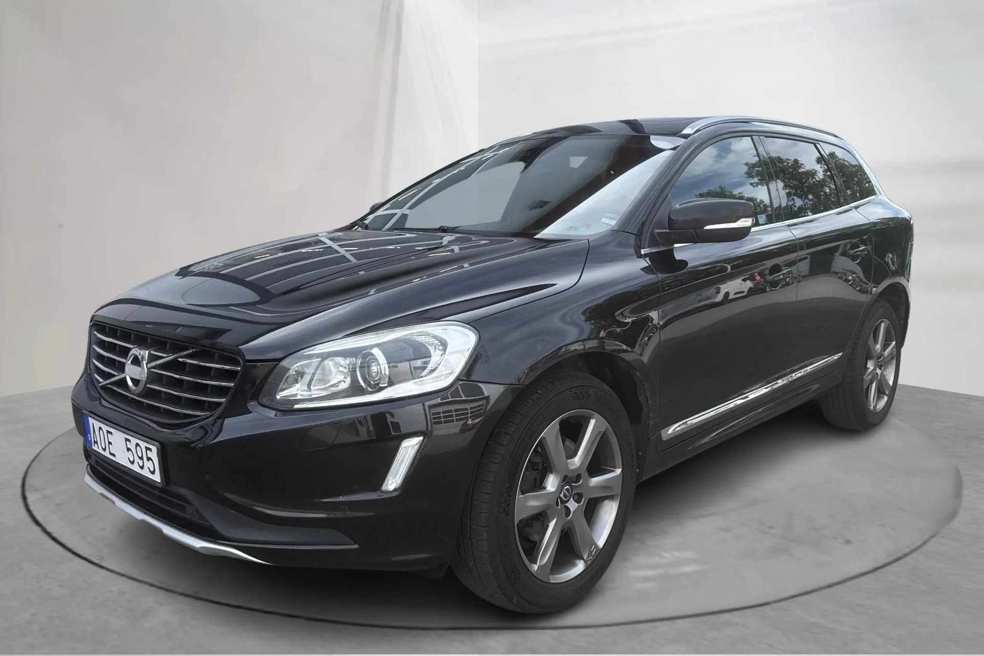Presentationsfoto 1 av 20: Volvo XC60 D4 AWD (181hk) - 26 648 mil - Automat - svart - 2014