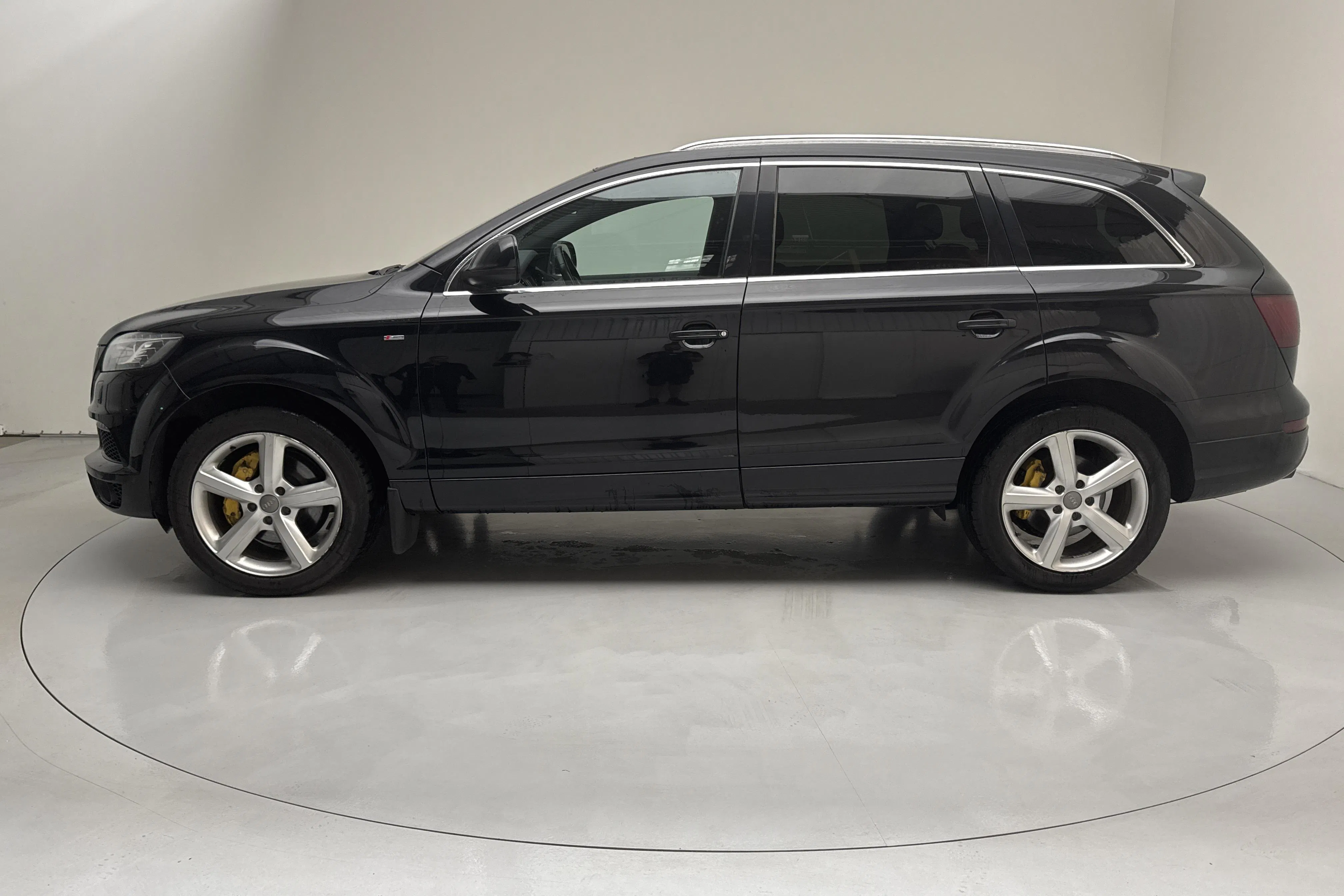 Presentation photo 2 of 15: Audi Q7 3.0 TDI quattro (245hk) - 236 670 km - Automatic - black - 2014