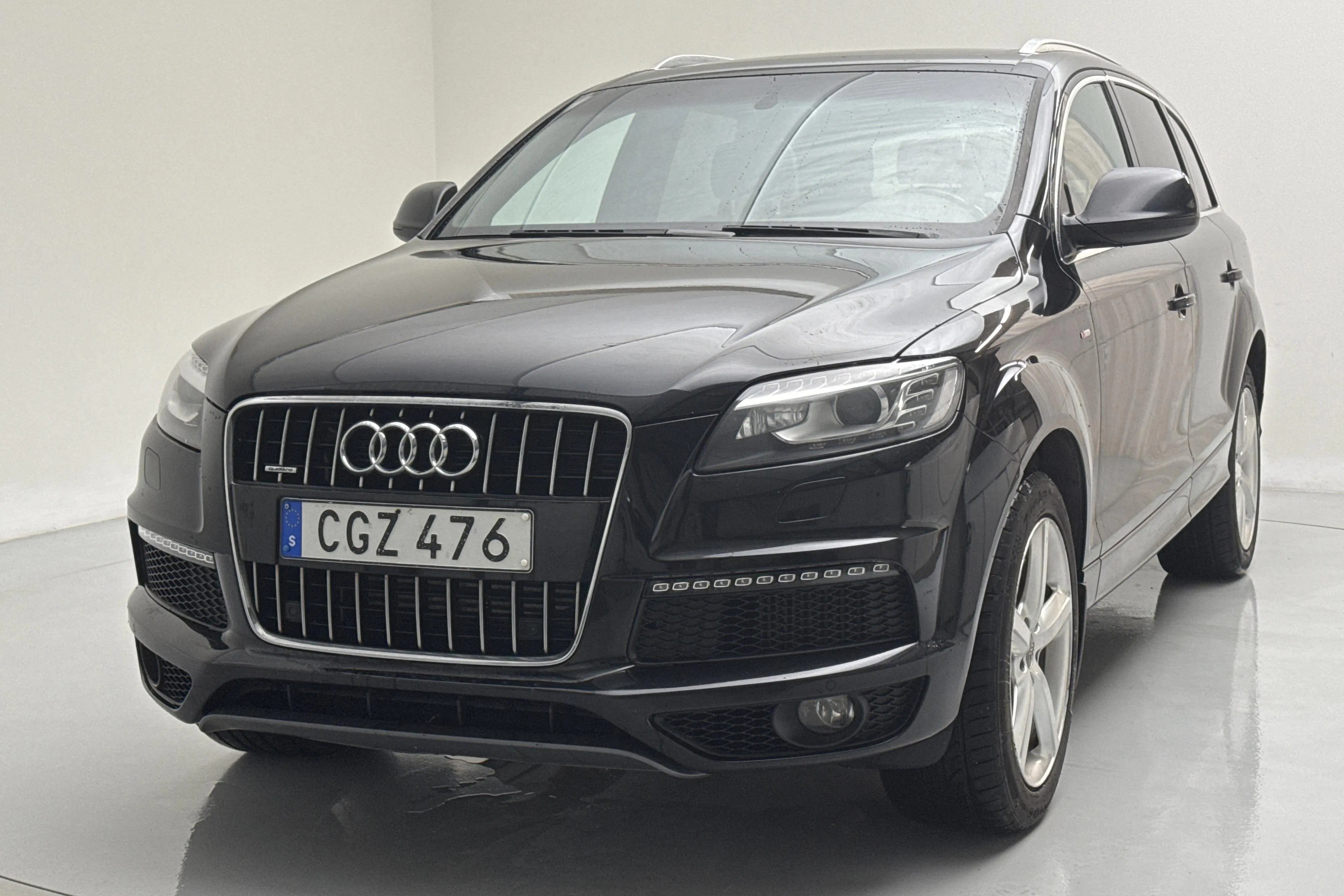 Presentation photo 1 of 15: Audi Q7 3.0 TDI quattro (245hk) - 236 670 km - Automatic - black - 2014