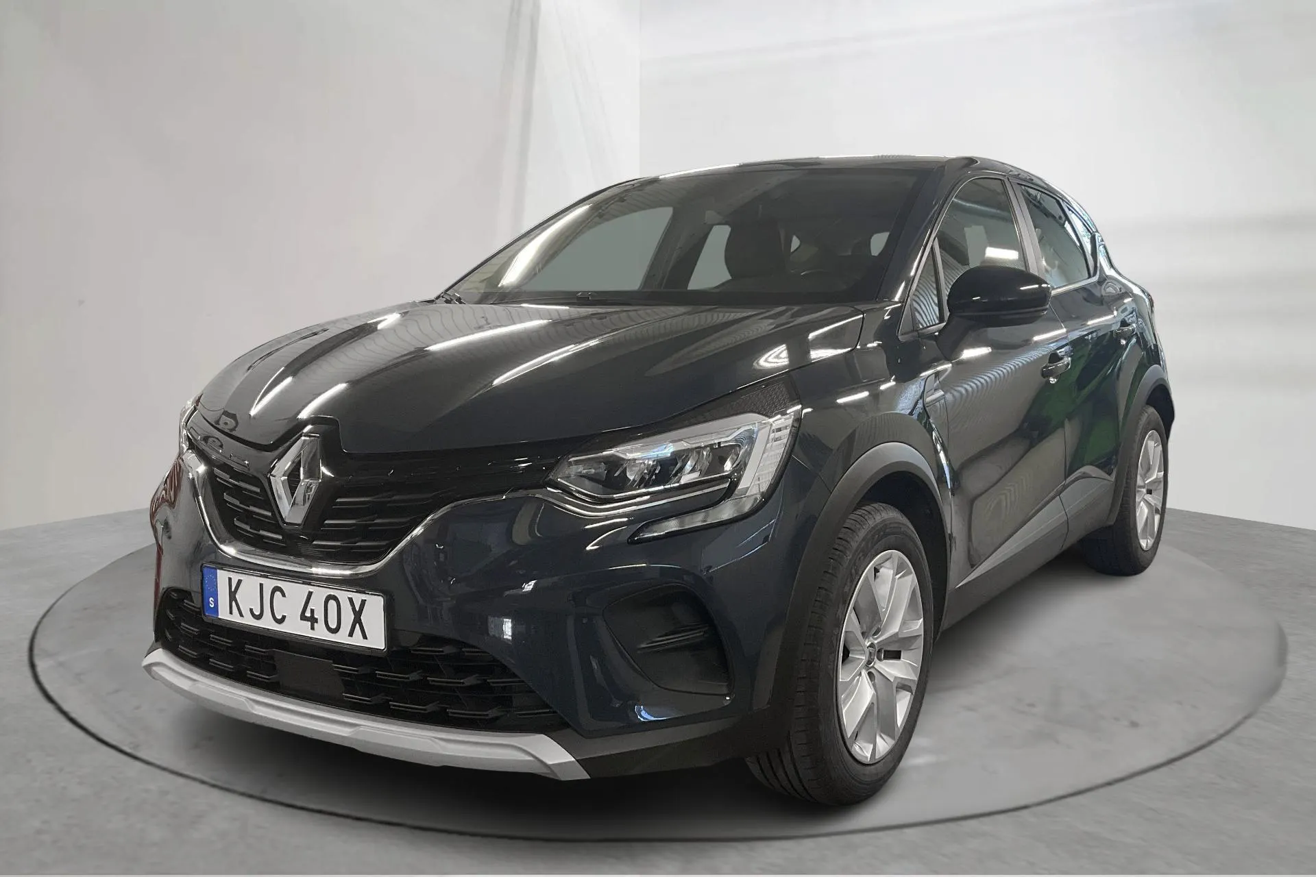 Presentation photo 1 of 15: Renault Captur 1.0 TCe (90hk) - 84 040 km - Manual - blue - 2021