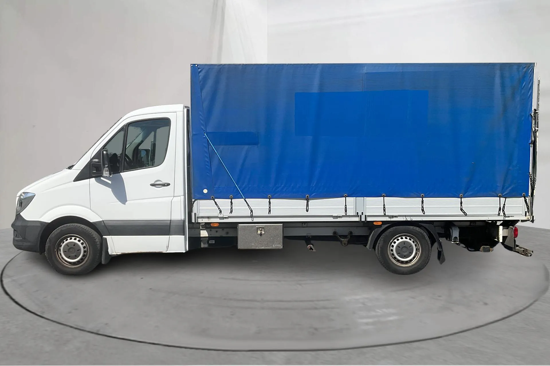 Presentationsfoto 2 av 11: Mercedes Sprinter 316 CDI Pickup/Chassi (163hk) - 11 187 mil - Automat - 2015