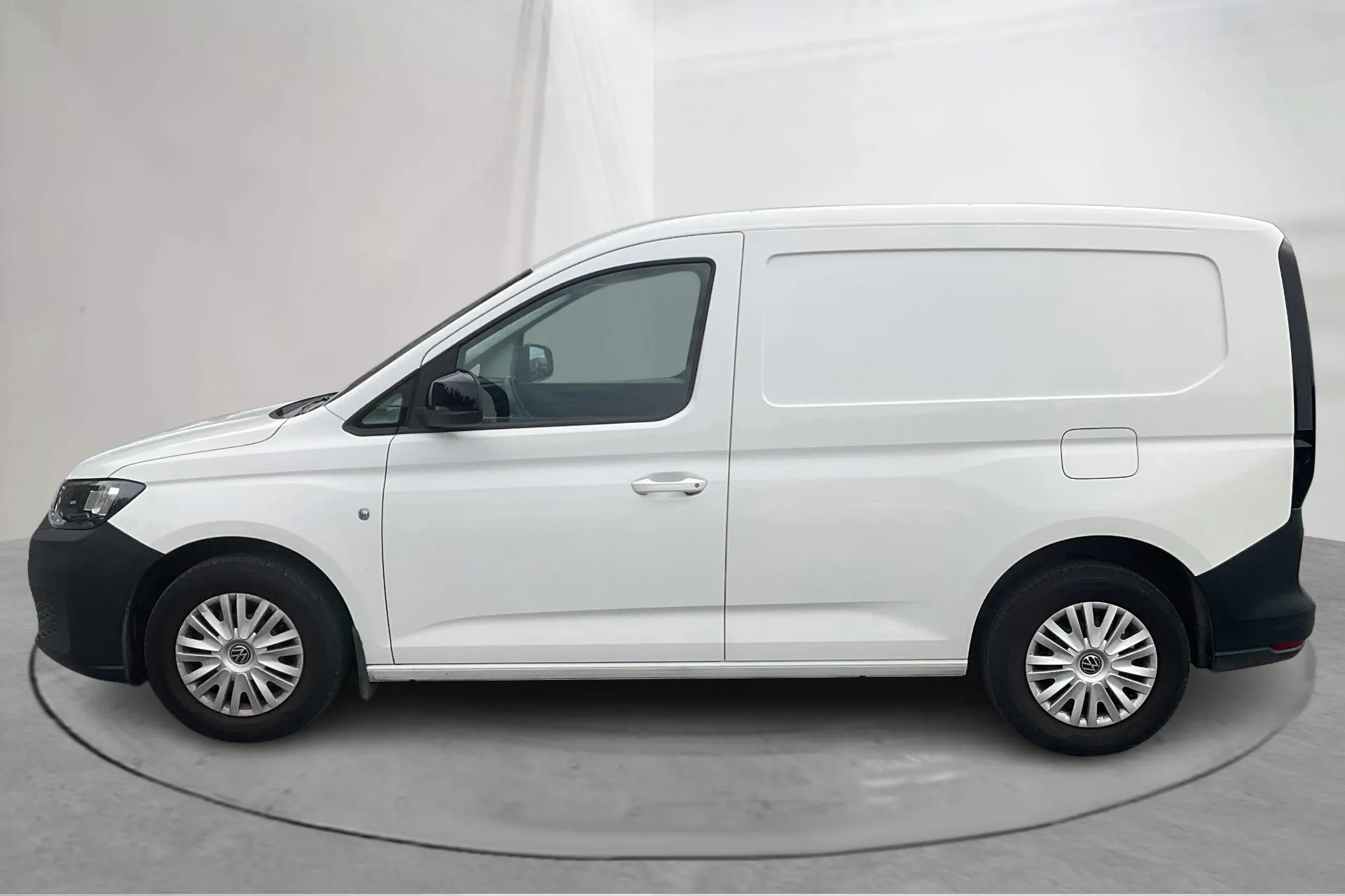 Presentationsfoto 2 av 15: VW Caddy Cargo 2.0 TDI Skåp (75hk) - 4 374 mil - Manuell - vit - 2023