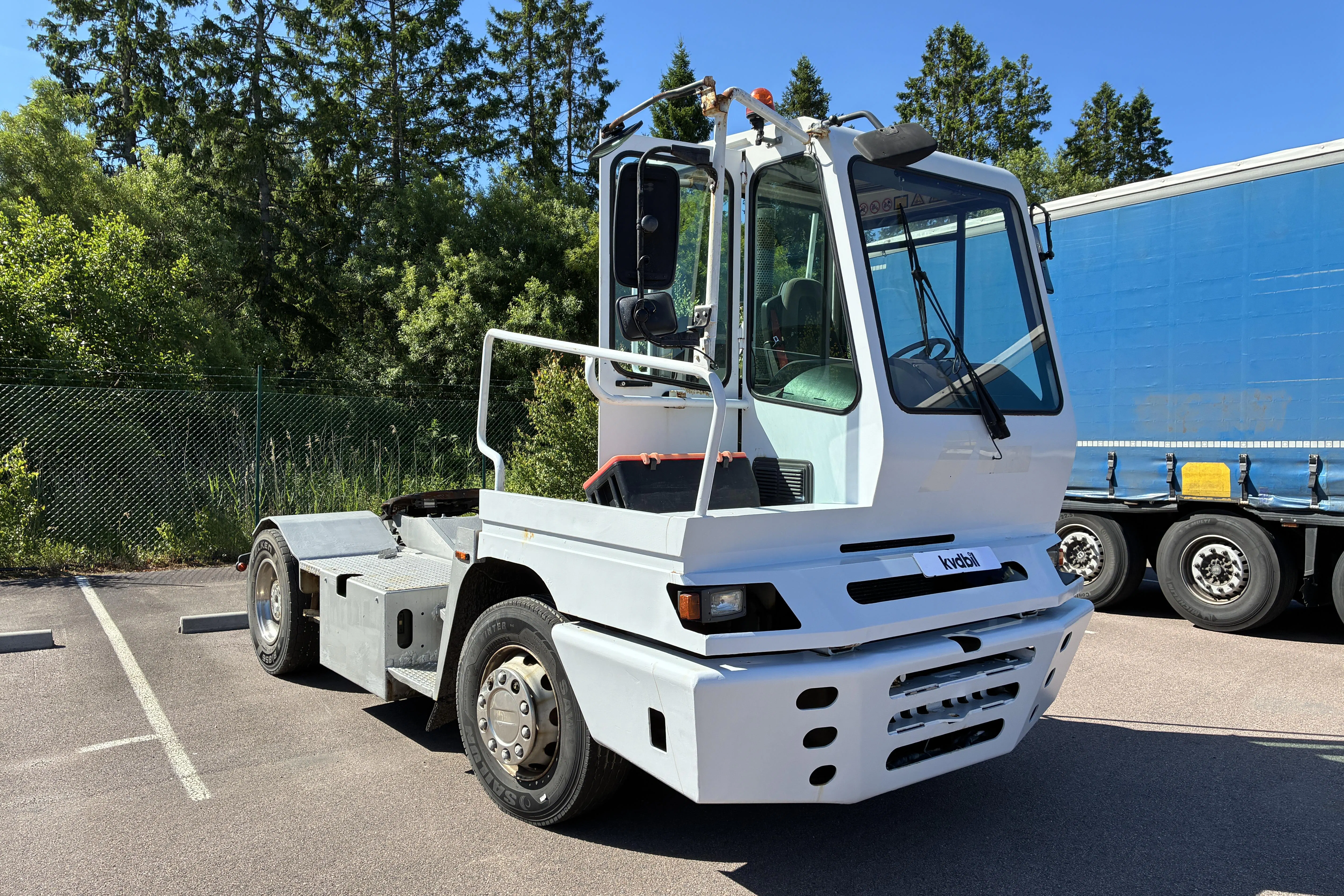 Presentation photo 2 of 38: TERBERG YT182 TERMINALTRAKTOR - 0 km - Automatic - white - 2008