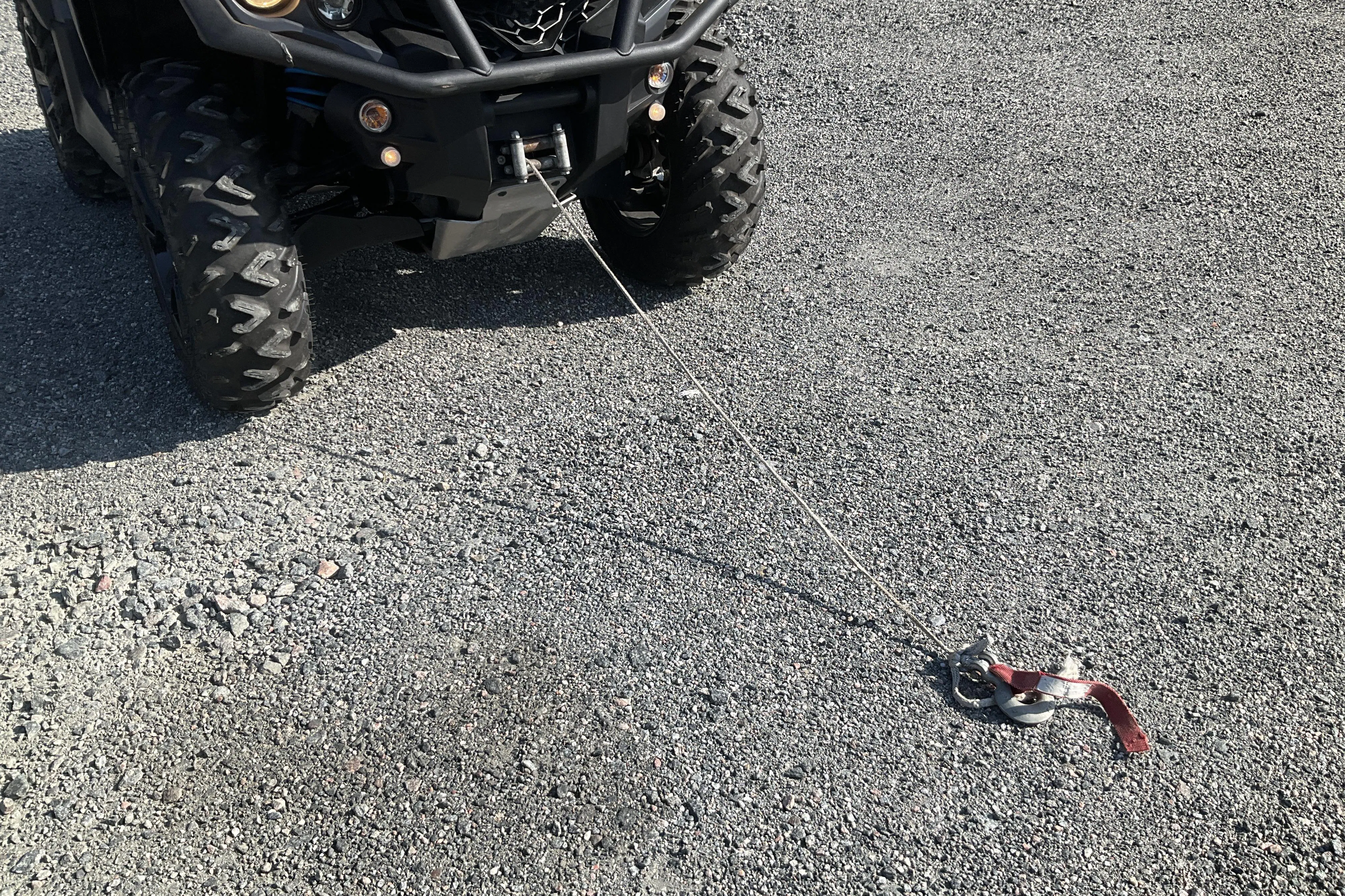 Presentation photo 2 of 18: can-am OUTLANDER 650 MAX XT ATV - 1 510 km - Automatic - 2019