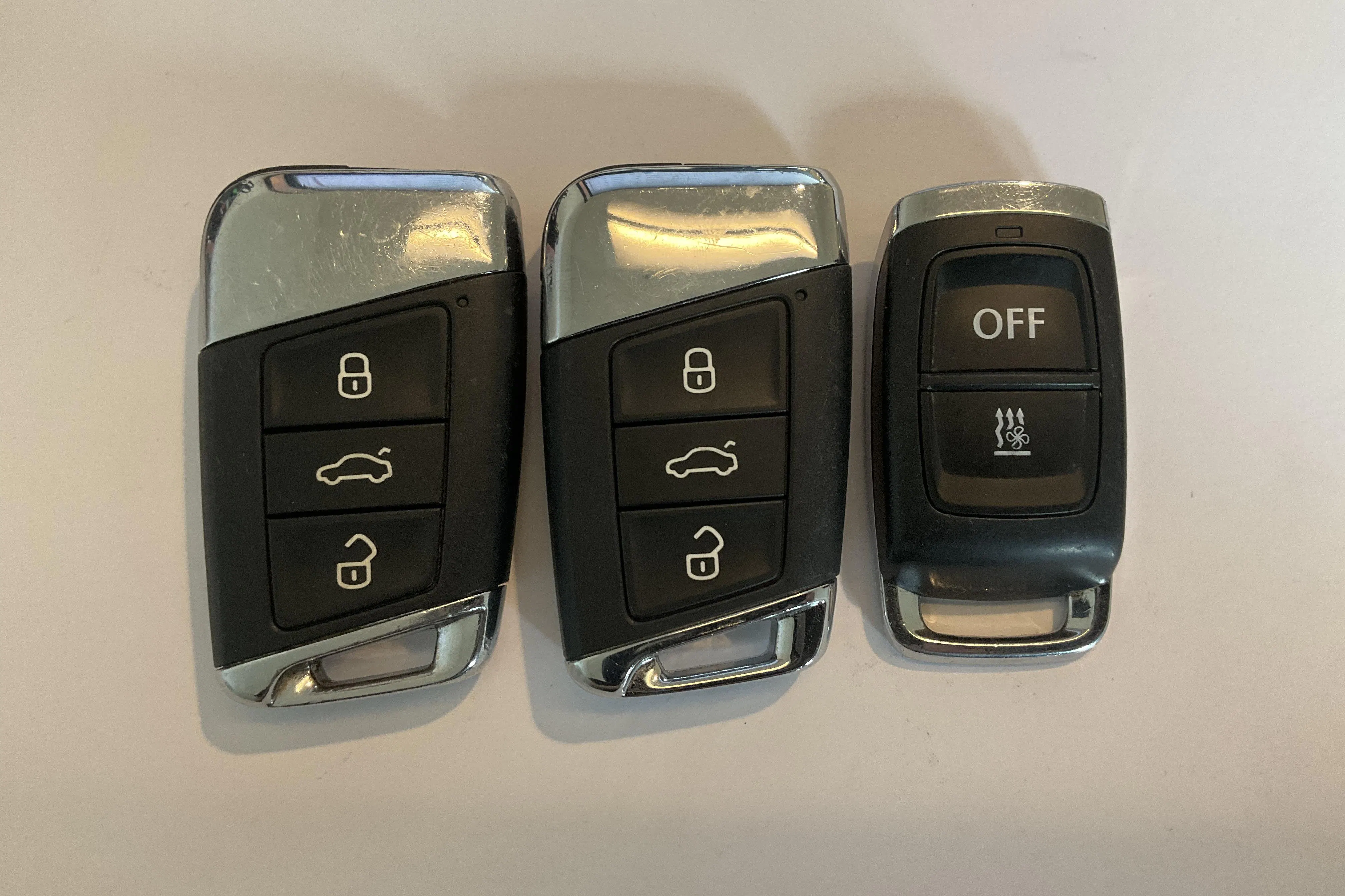 Presentationsfoto 16 av 16: VW Passat 2.0 TDI Sportscombi 4MOTION (190hk) - 16 394 mil - Automat - vit - 2020