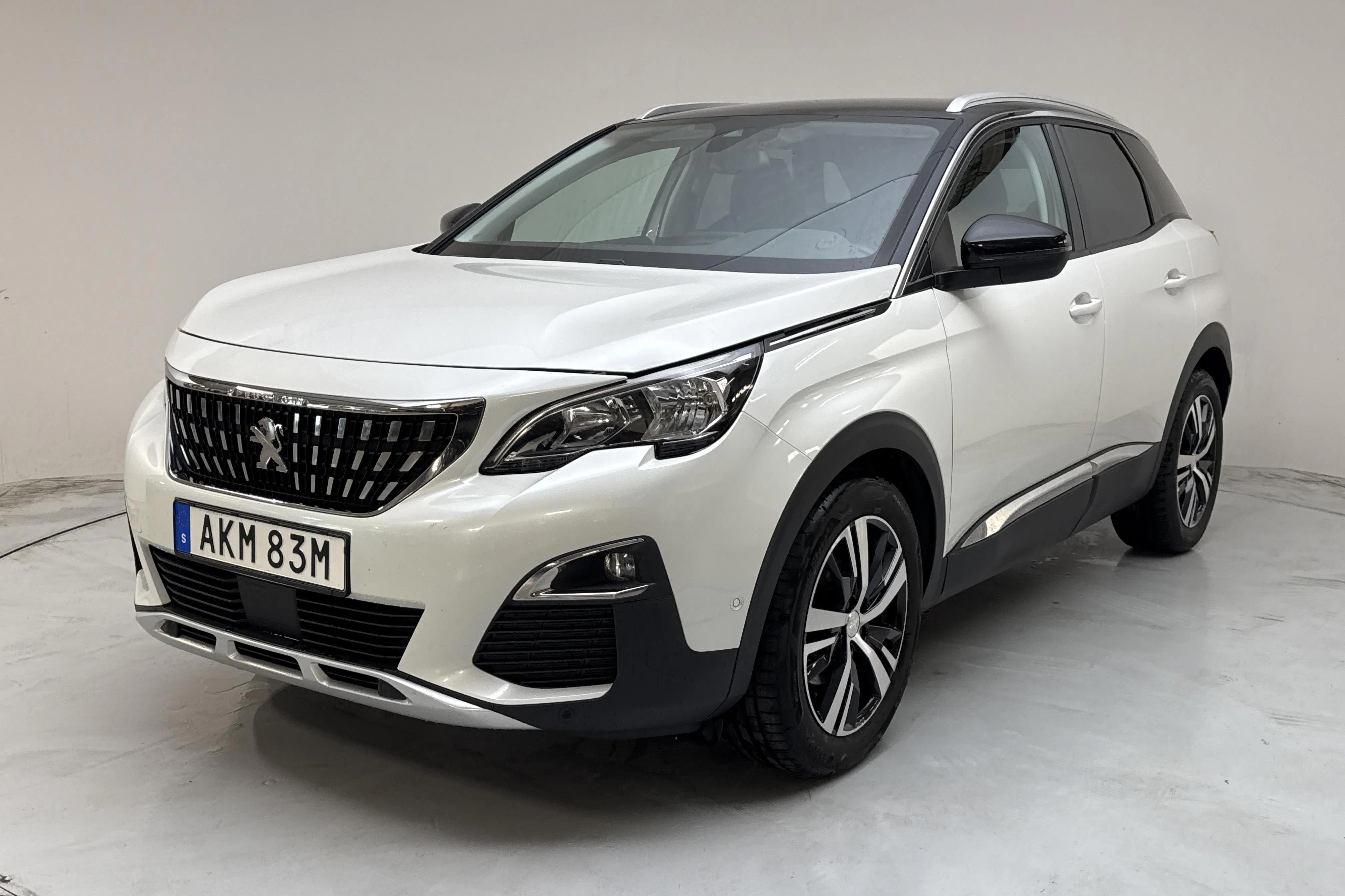 Presentationsfoto 1 av 11: Peugeot 3008 1.6 PureTech (180hk) - 12 015 mil - Automat - vit - 2019