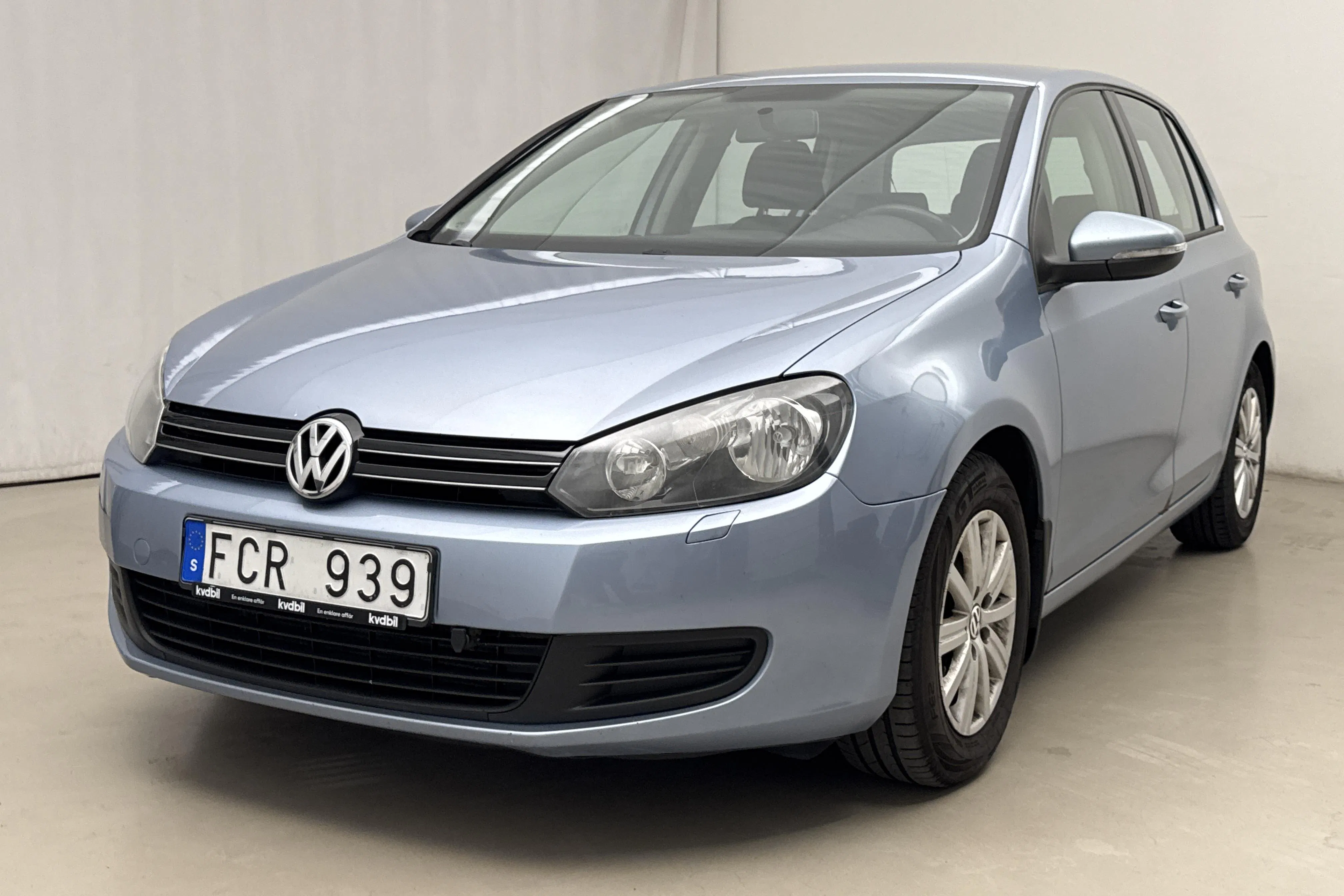 Presentationsfoto 1 av 16: VW Golf VI 1.4 TSI 5dr (122hk) - 16 449 mil - Manuell - Ljusblå - 2011