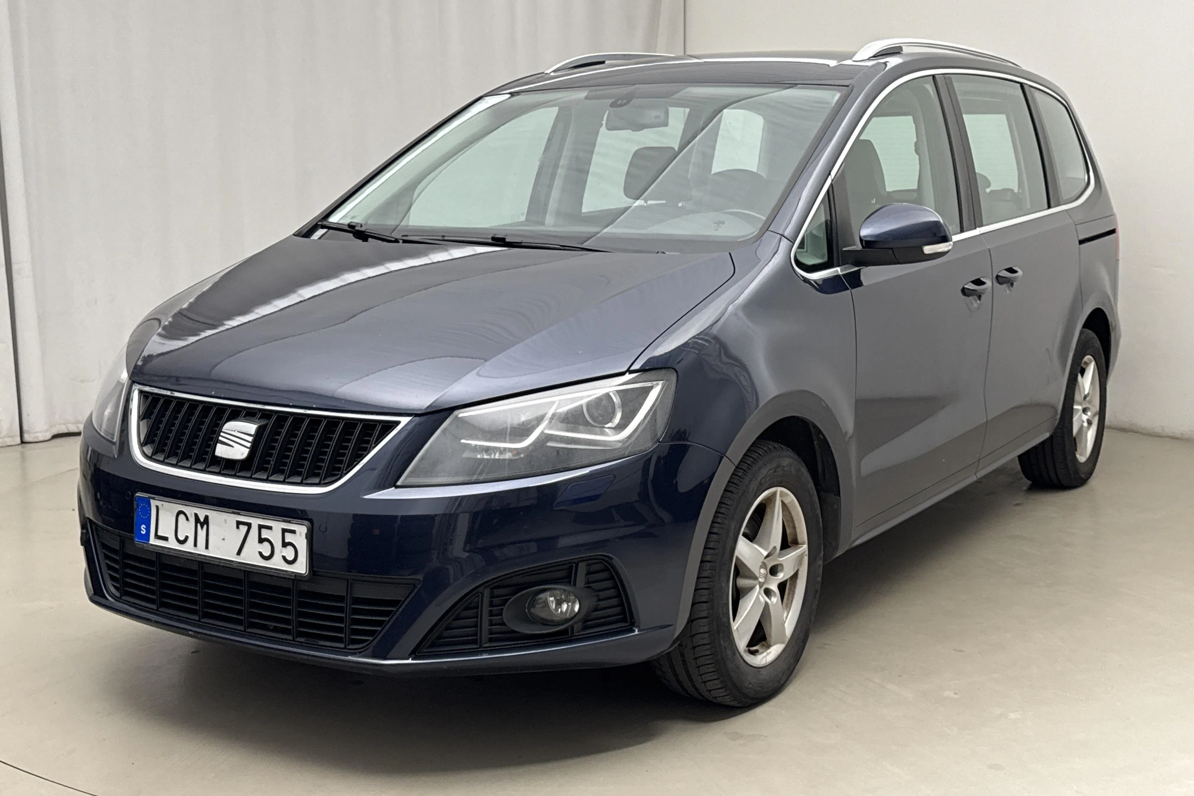 Presentation photo 1 of 18: Seat Alhambra 2.0 CR Ecomotive (140hk) - 201 340 km - Automatic - dark blue - 2011