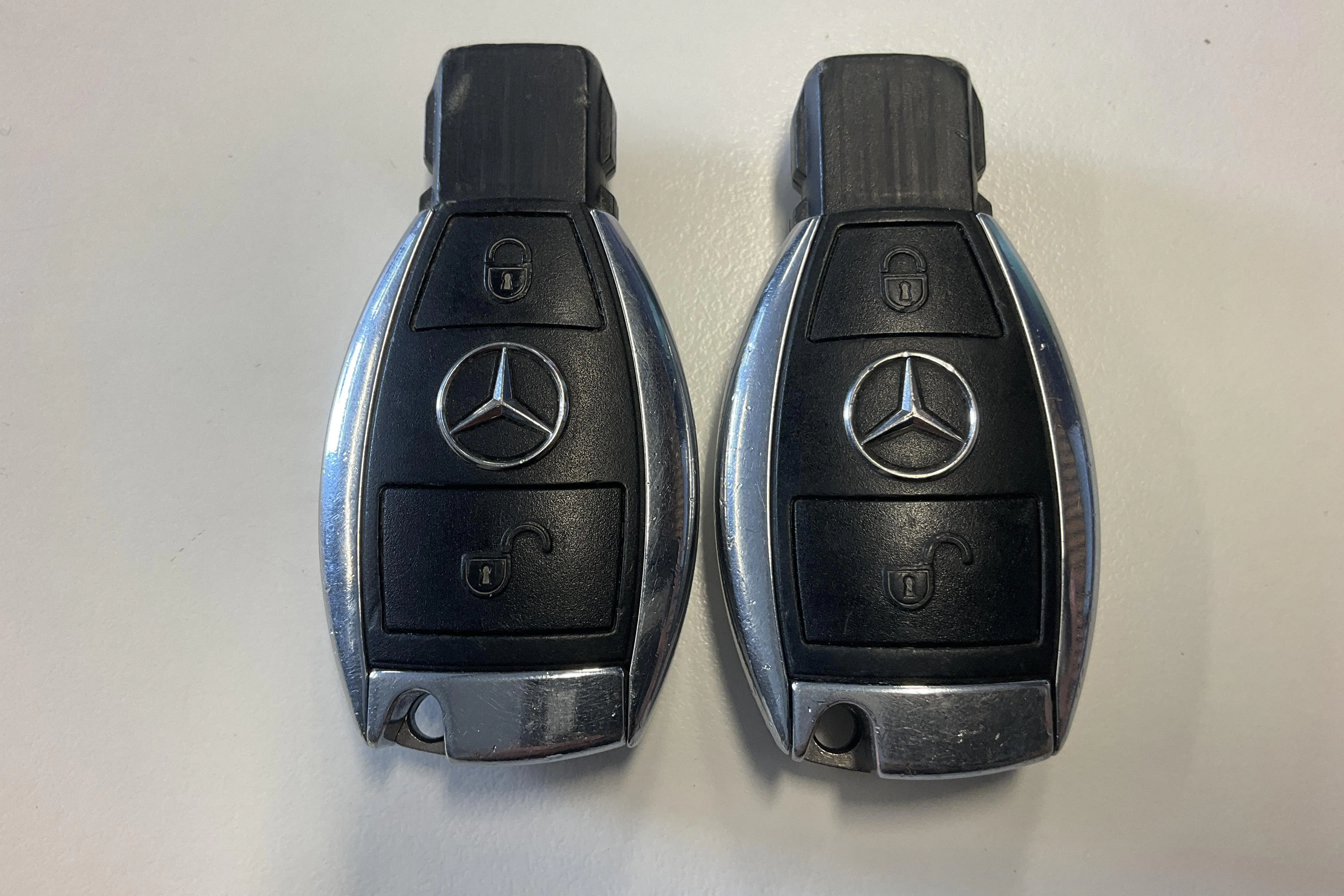 Presentation photo 14 of 14: Mercedes A 180 5dr W176 (122hk) - 184 540 km - Manual - red - 2014