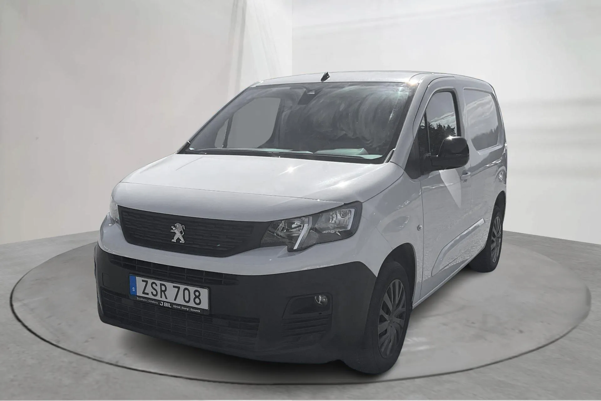 Presentation photo 1 of 14: Peugeot Partner 1.5 HDI Skåp (130hk) - 39 480 km - Automatic - white - 2023