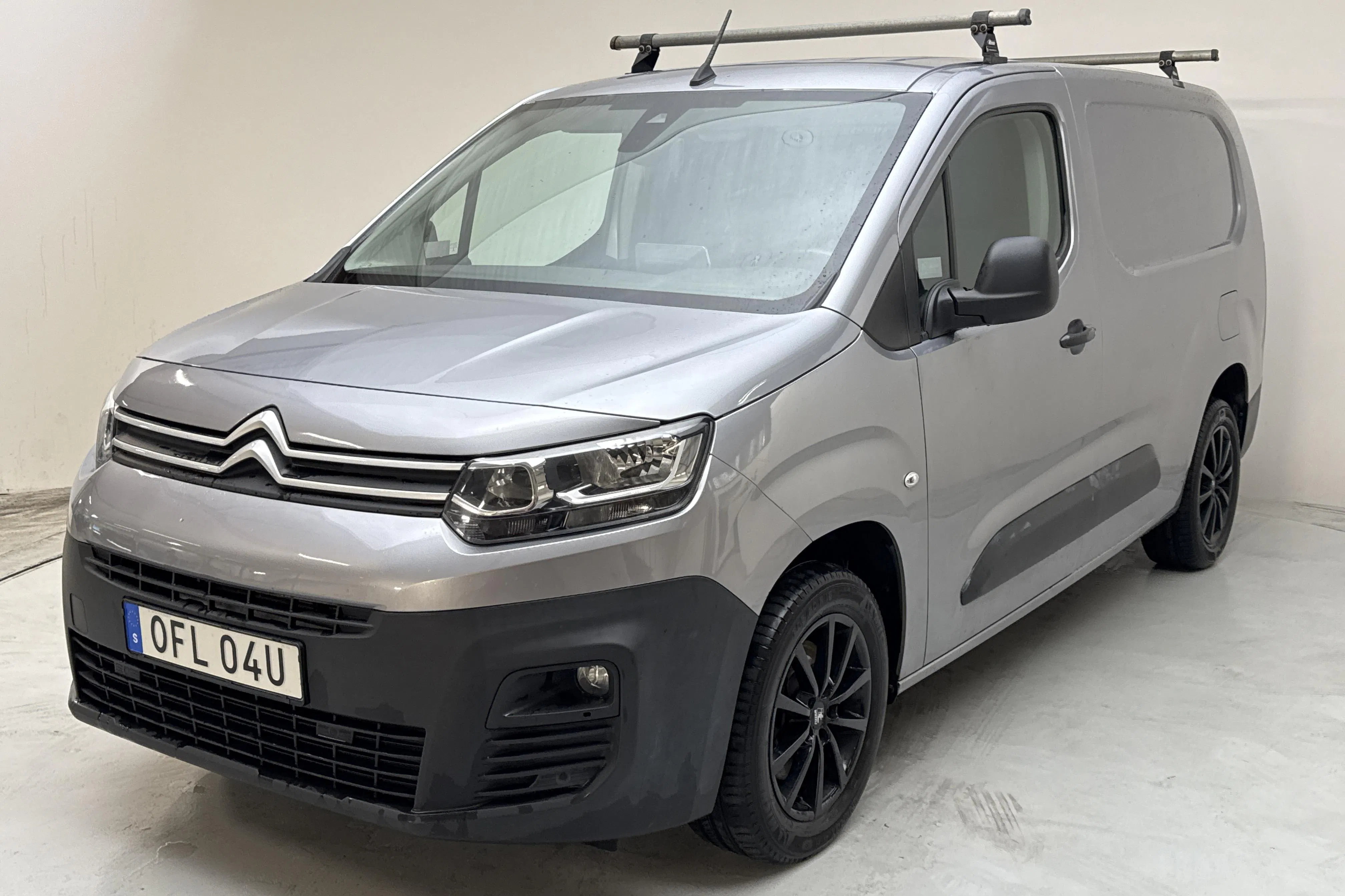 Presentation photo 1 of 13: Citroën Berlingo 1.5 BlueHDi Skåp (130hk) - 98 410 km - Automatic - gray - 2020