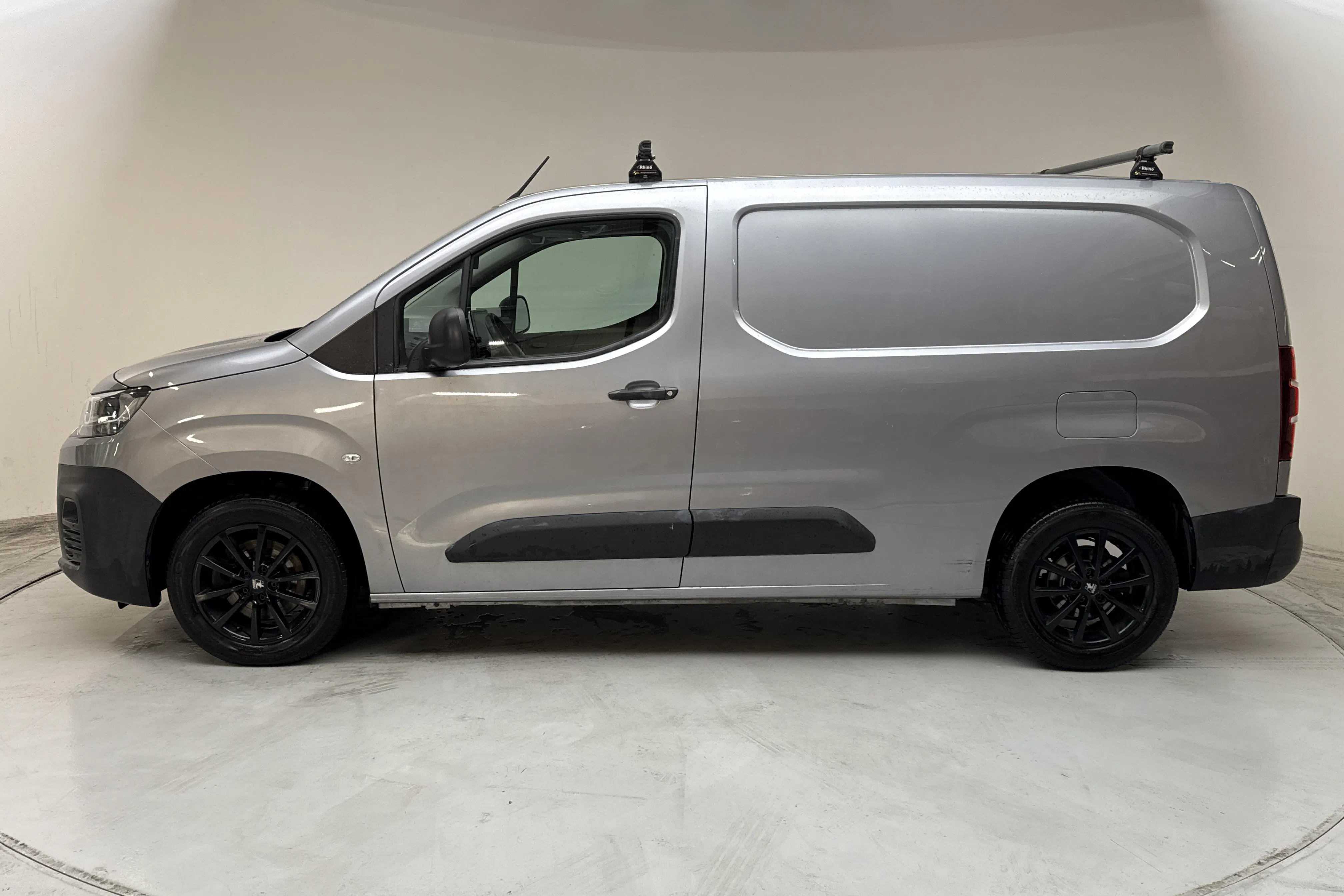 Presentation photo 2 of 13: Citroën Berlingo 1.5 BlueHDi Skåp (130hk) - 98 410 km - Automatic - gray - 2020