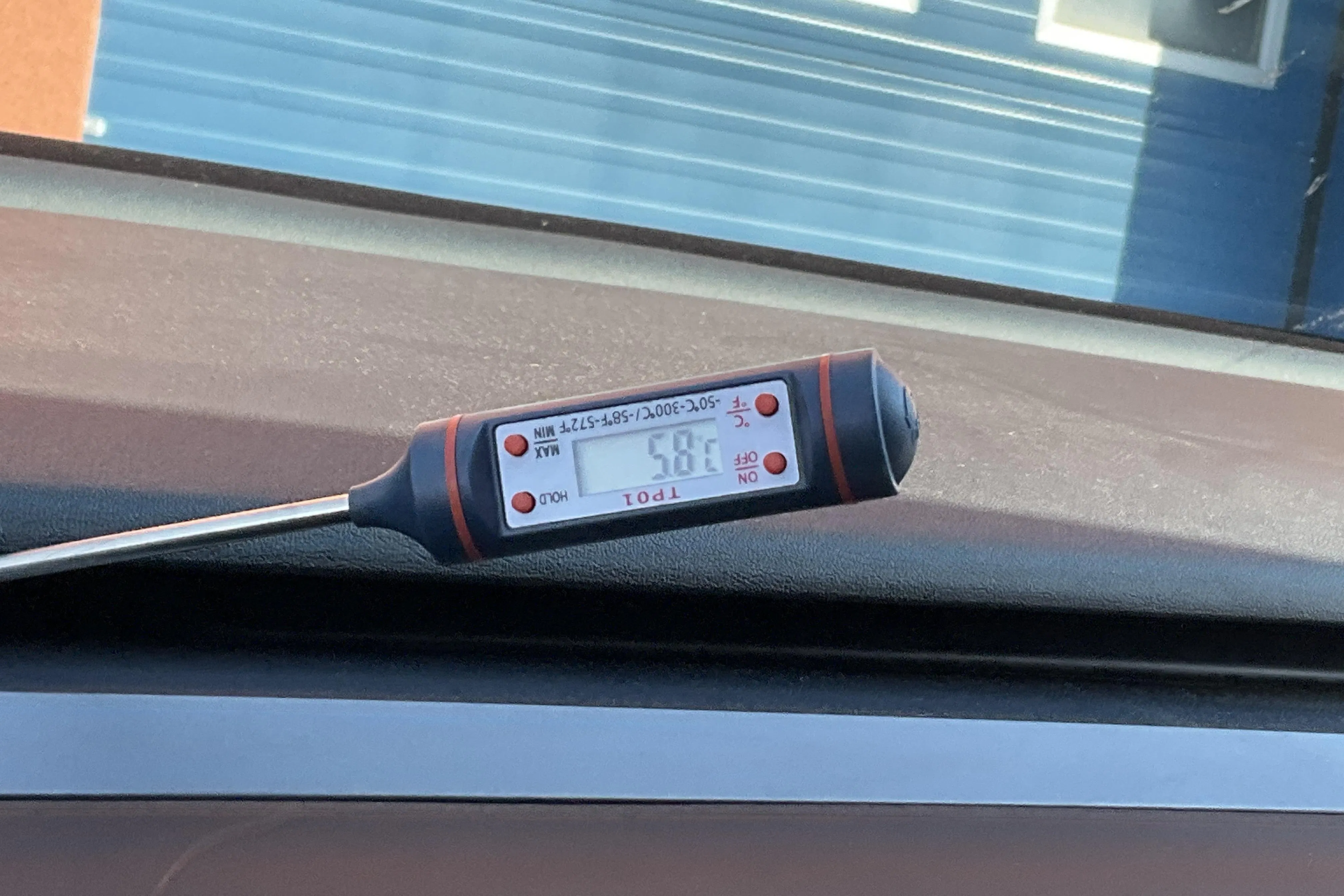 Presentationsfoto 25 av 25: Tesla Model Y Long Range Dual Motor AWD - 8 731 mil - Automat - grå - 2021