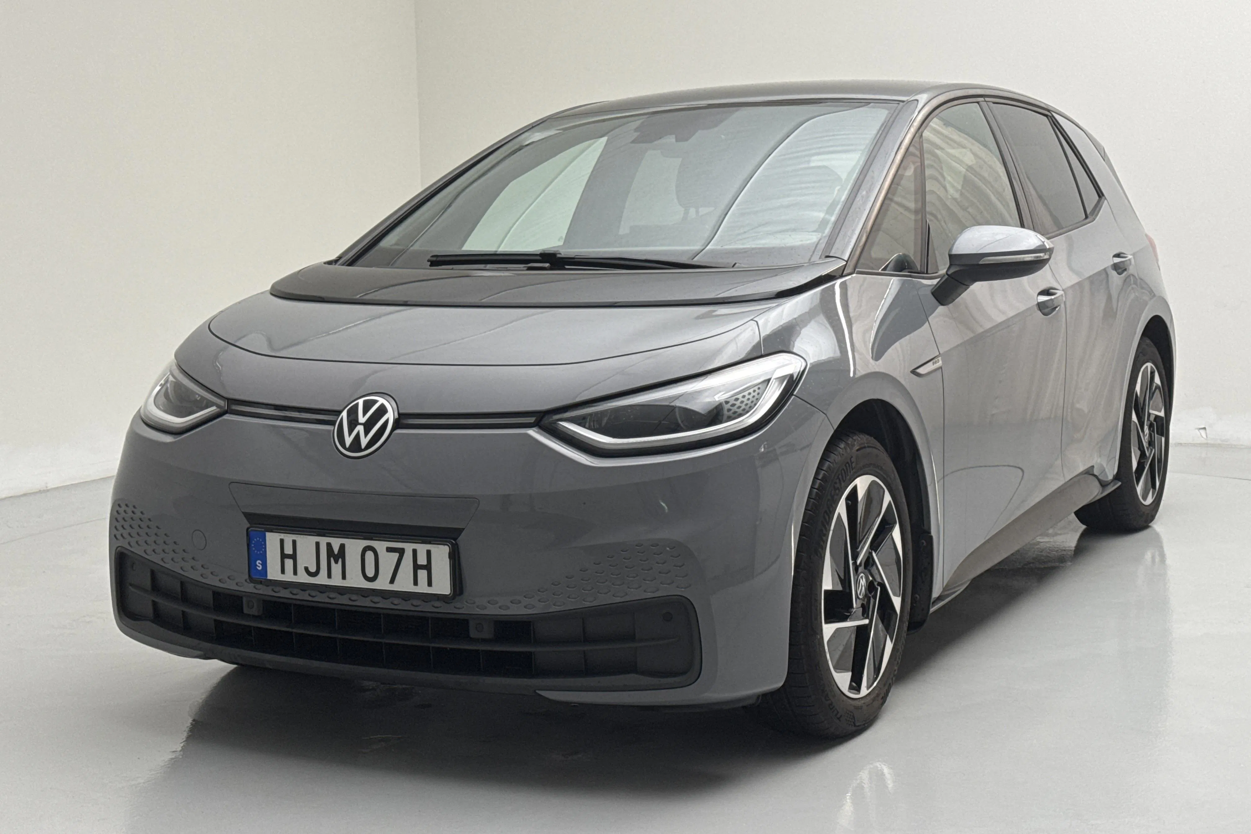 Presentationsfoto 1 av 18: VW ID.3 58kWh (204hk) - 9 745 mil - Automat - grå - 2021