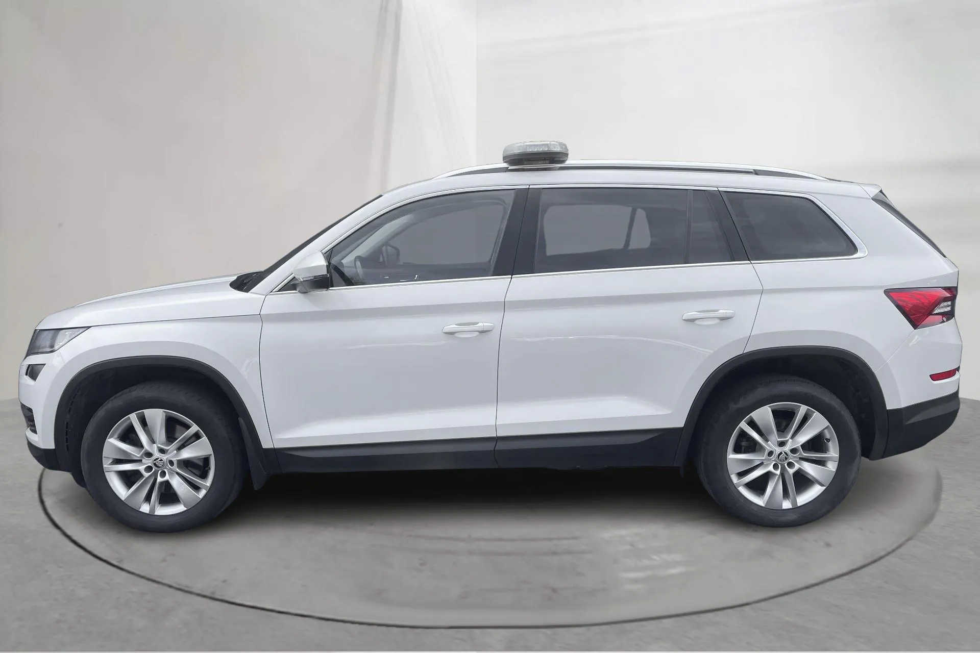 Presentation photo 2 of 18: Skoda Kodiaq 2.0 TDI 4X4 (190hk) - 15 112 Scandinavian mile - Automatic - white - 2019