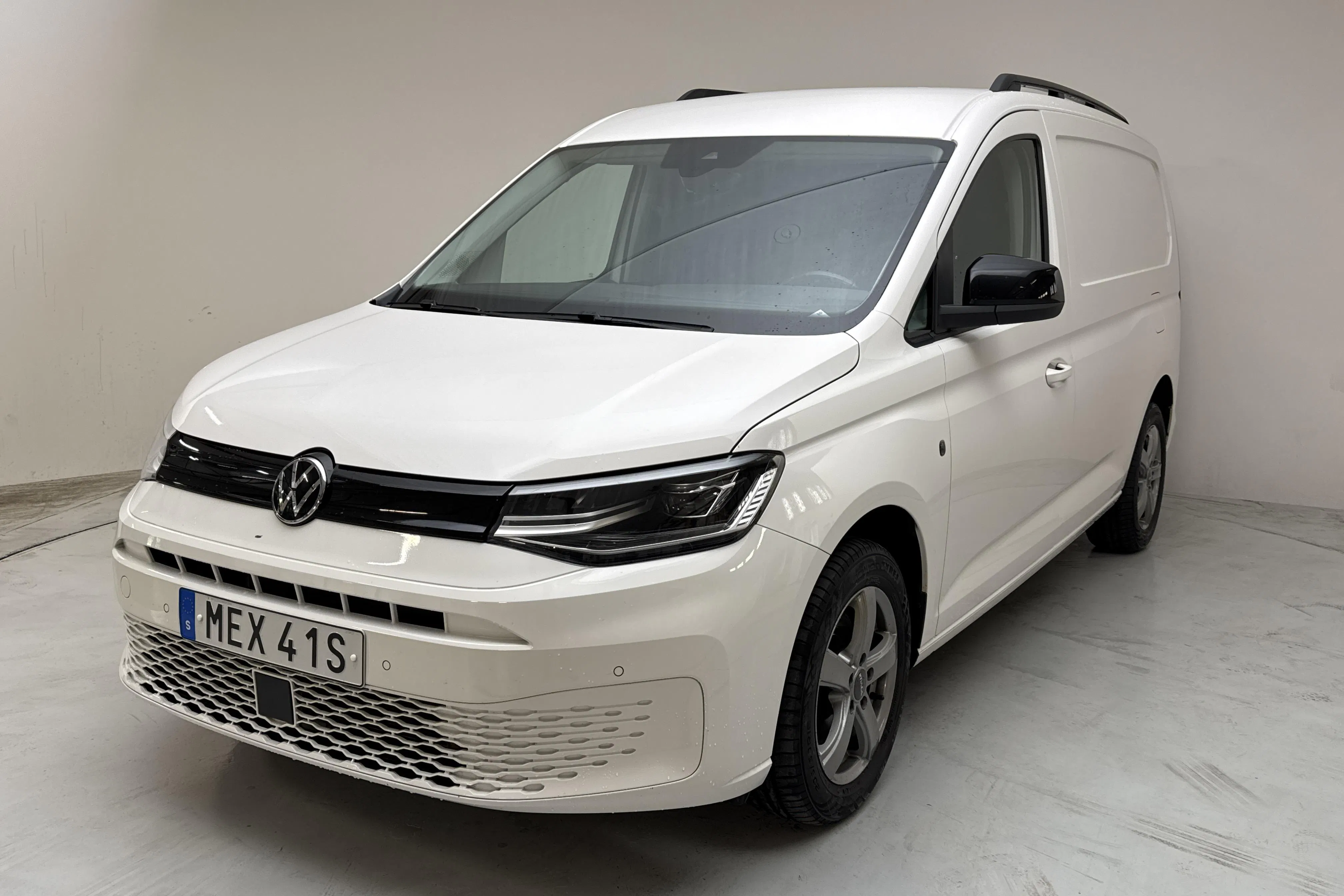 Presentation photo 1 of 14: VW Caddy Cargo Maxi 2.0 TDI (122hk) - 112 740 km - Automatic - white - 2021