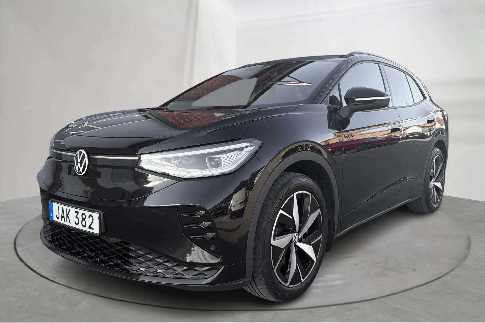 Presentationsfoto 1 av 20: VW ID.4 GTX 77kWh AWD (299hk) - 10 376 mil - Automat - svart - 2023