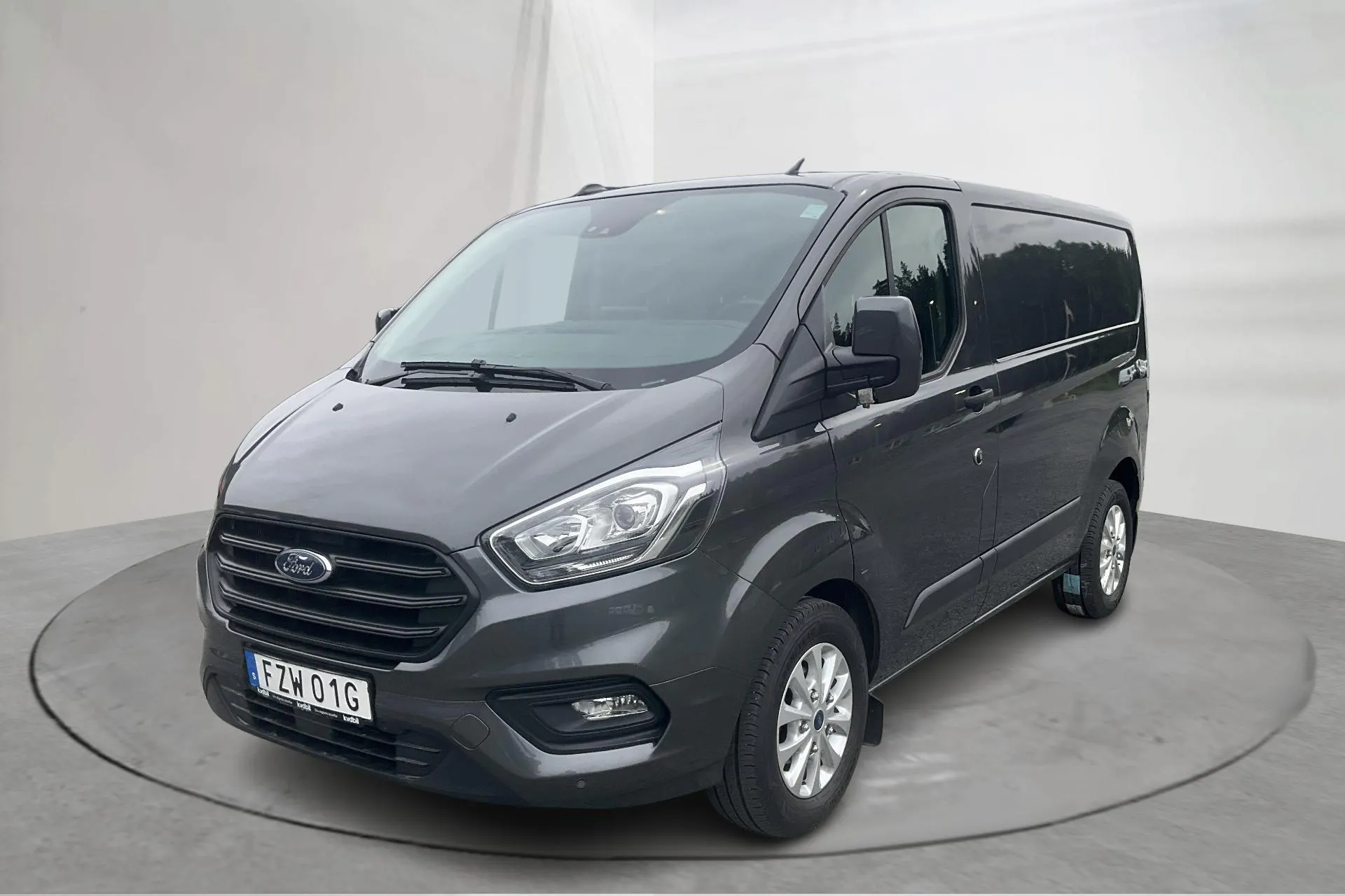 Presentationsfoto 1 av 14: Ford Transit Custom 300 (130hk) - 10 675 mil - Automat - grå - 2024