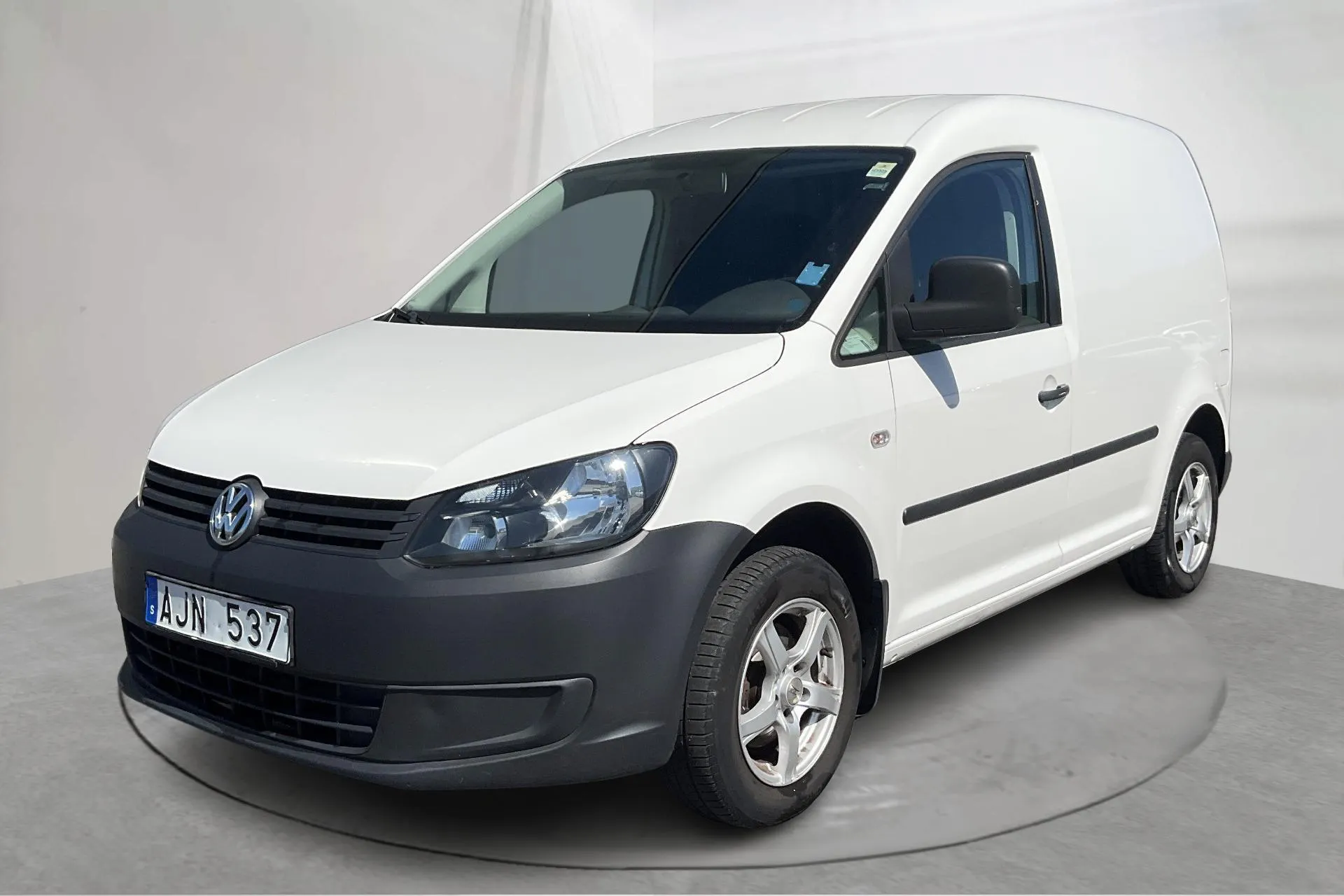 Presentationsfoto 1 av 14: VW Caddy 1.6 TDI Skåp (75hk) - 9 106 mil - Manuell - vit - 2014