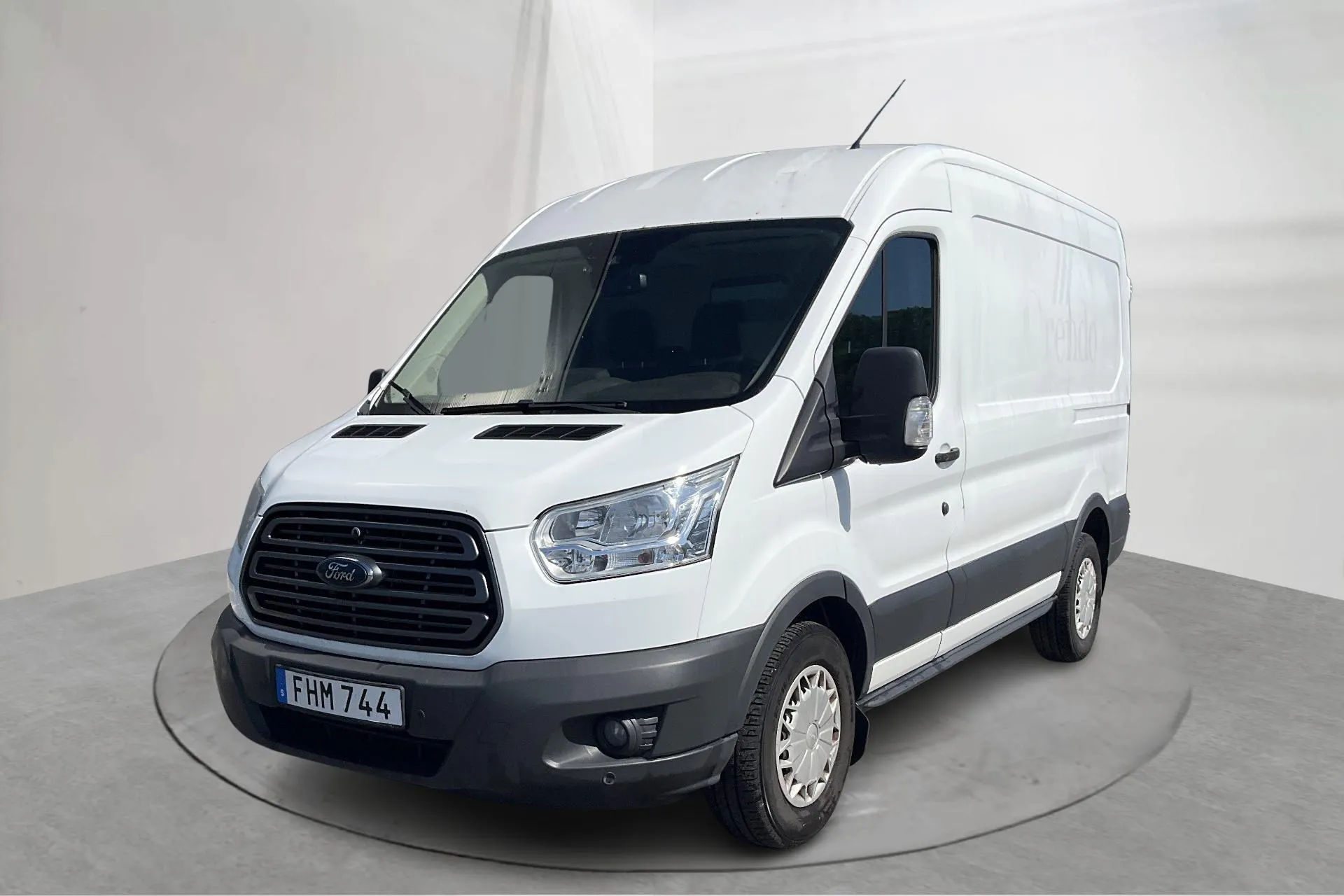 Presentation photo 1 of 17: Ford Transit 350 2.2 TDCi Skåp 2WD (125hk) - 119 220 km - Manual - white - 2014