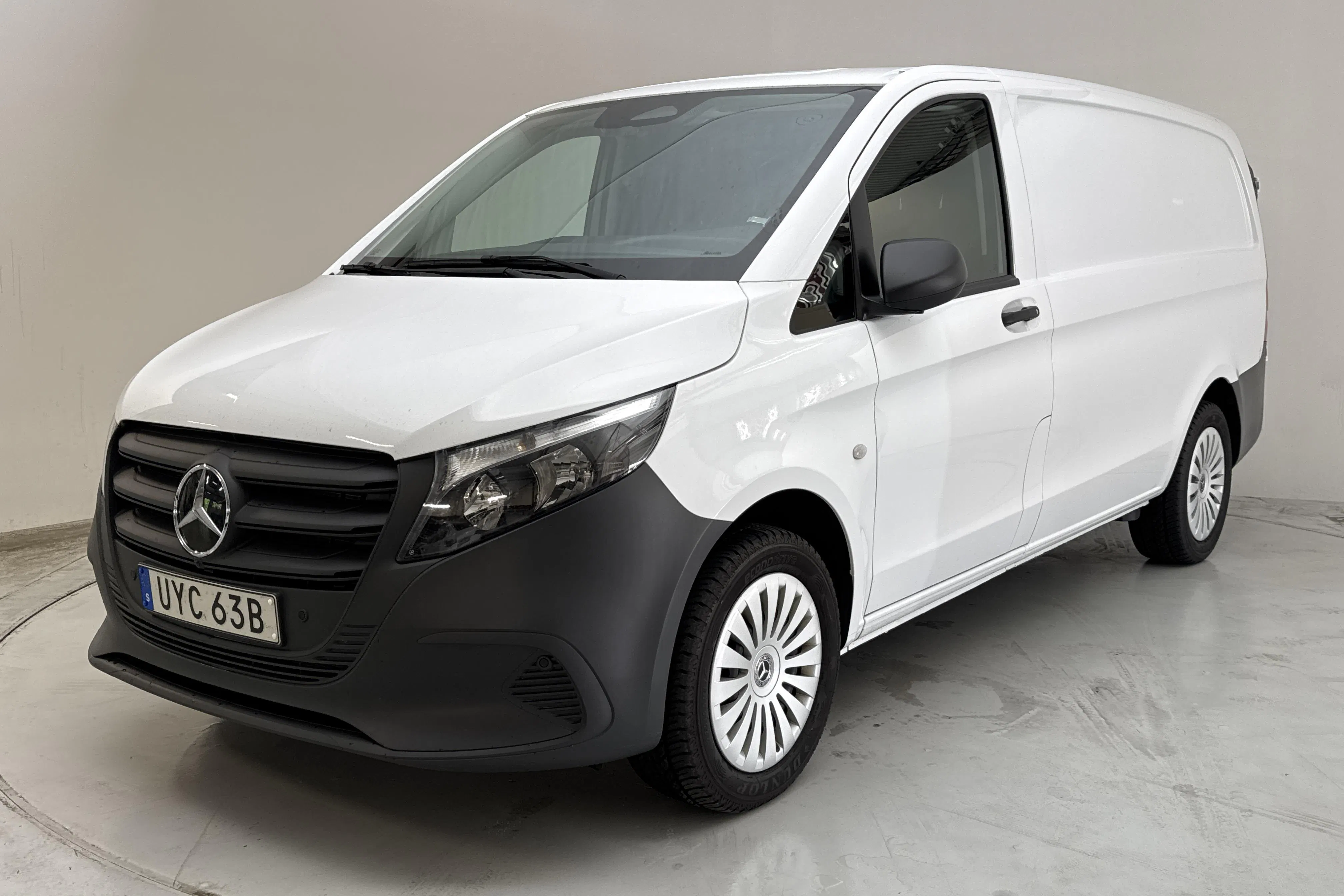 Presentationsfoto 1 av 12: Mercedes Vito 116 CDI W640 (163hk) - 1 787 mil - Automat - vit - 2024