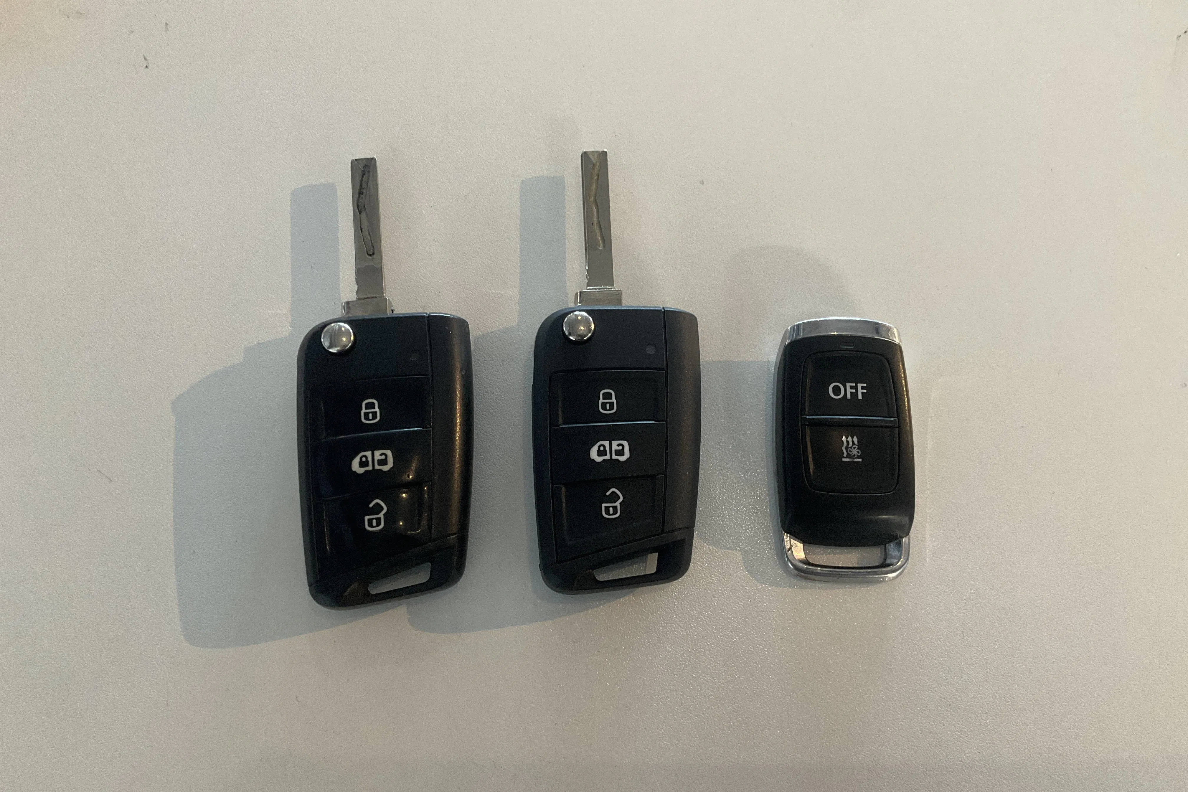 Presentationsfoto 15 av 15: VW Transporter T6 2.0 TDI BMT Skåp (150hk) - 18 037 mil - Automat - silver - 2021