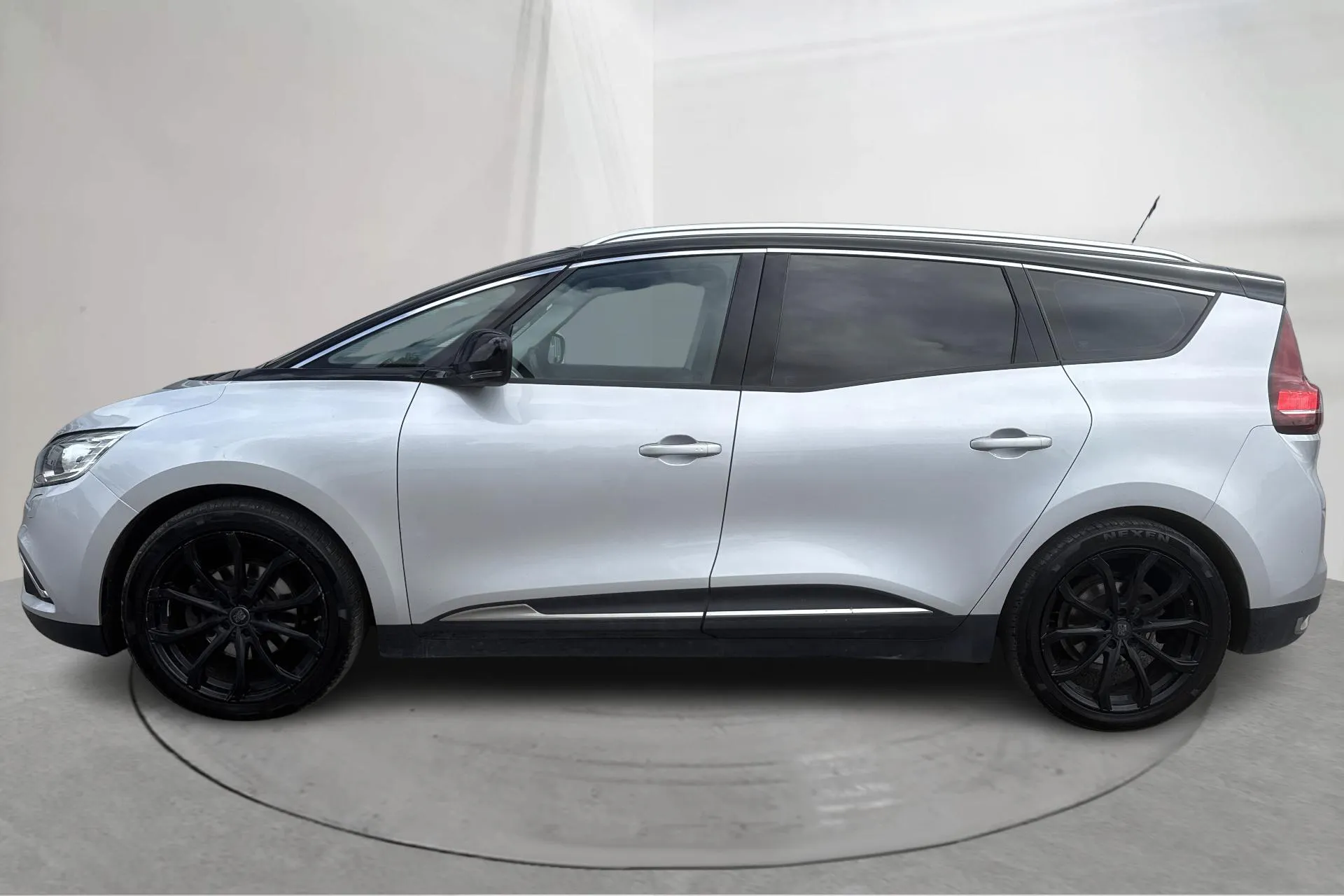 Præsentationsfoto 2 af 15: Renault Grand Scénic 1.5 dCi (110hk) - 144 490 kilometer - Salgsautomat - 2017