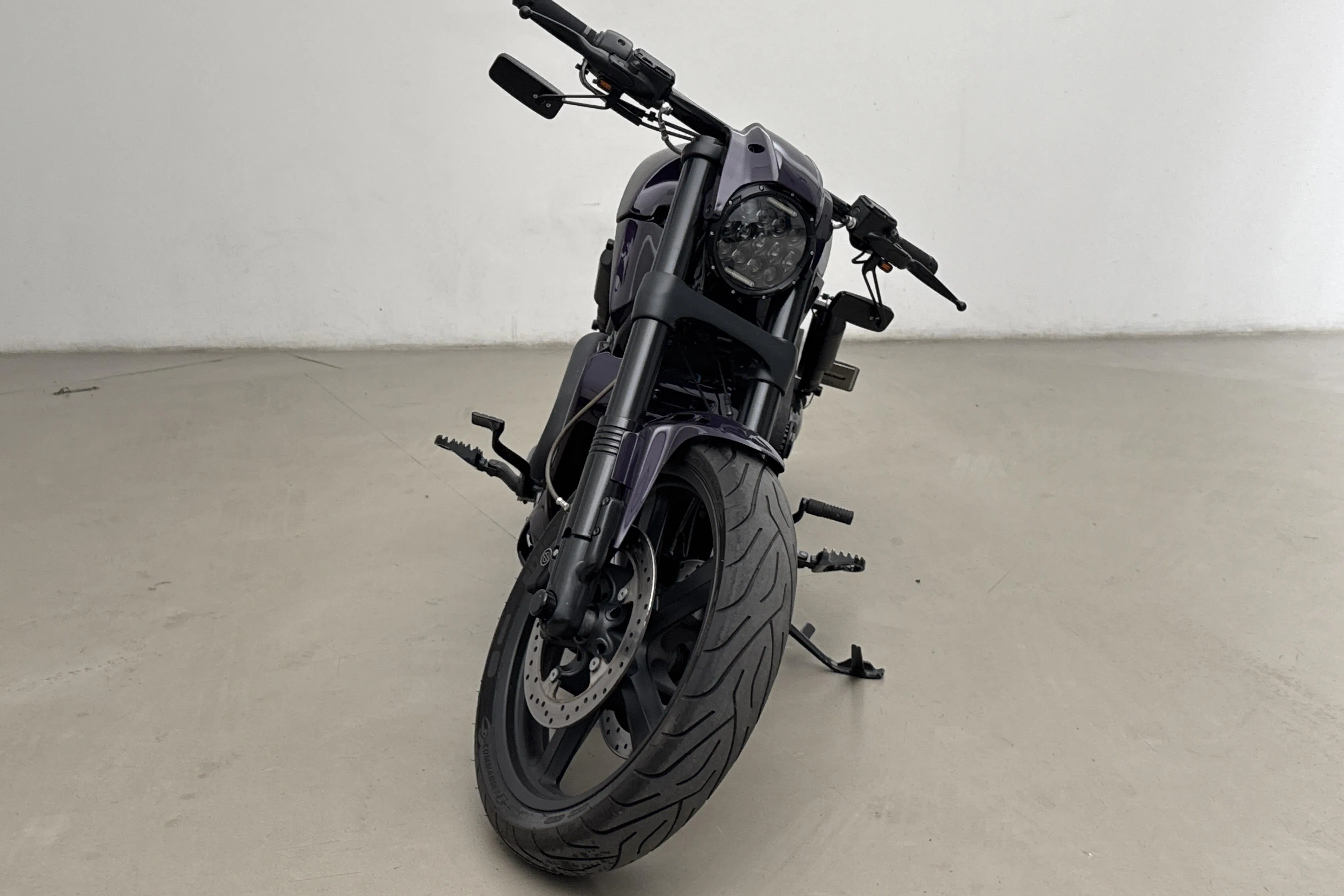 Presentation photo 2 of 14: HARLEY-DAVIDSON VRSCF VRSCF V-Rod Motorcykel - 25 840 km - Manual - black - 2009