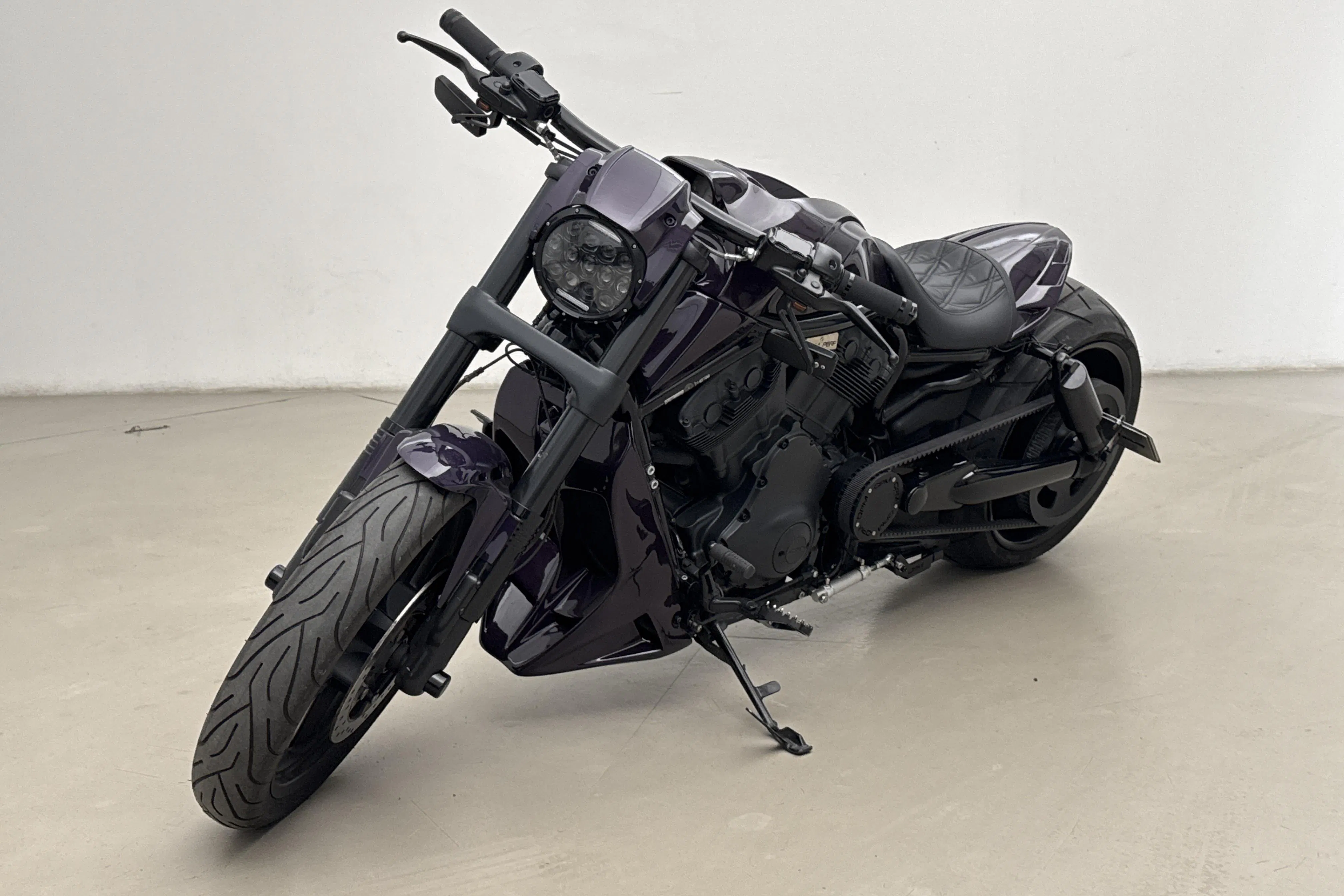 Presentation photo 1 of 14: HARLEY-DAVIDSON VRSCF VRSCF V-Rod Motorcykel - 25 840 km - Manual - black - 2009