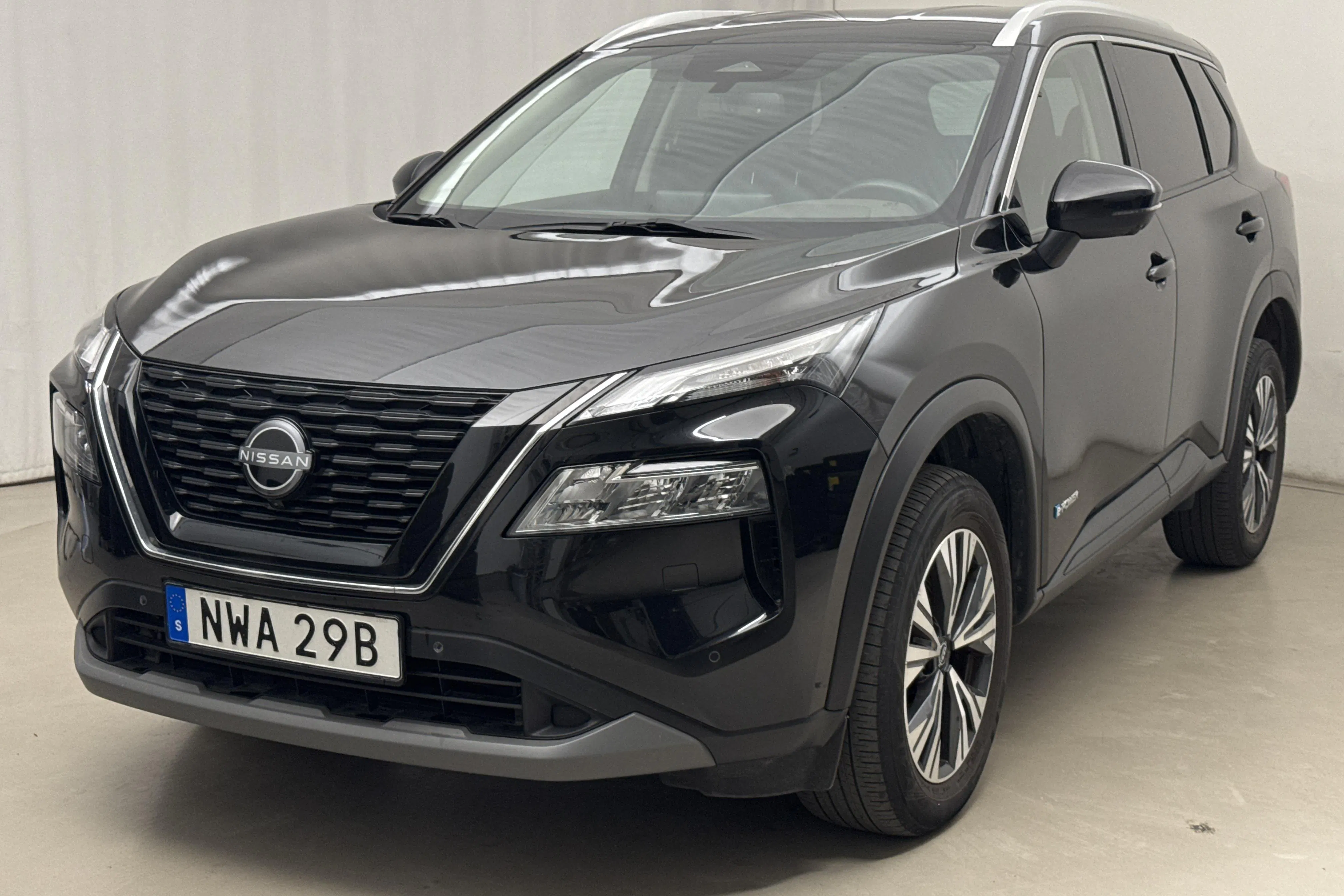 Presentation photo 1 of 16: Nissan X-Trail e-Power (204hk) - 41 640 km - Automatic - black - 2023
