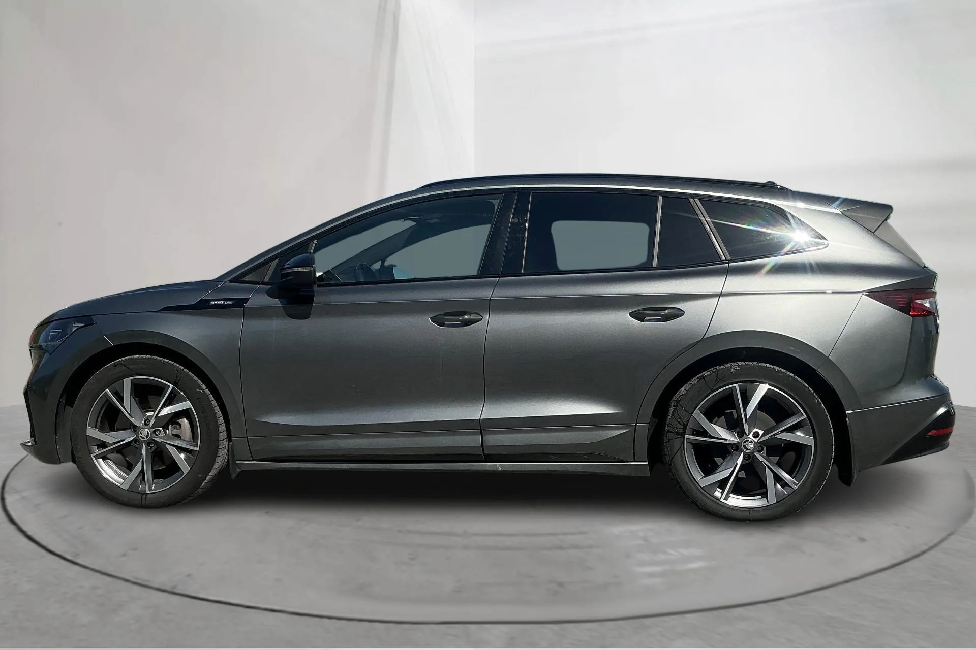 Presentation photo 2 of 15: Skoda Enyaq iV 80x (265hk) - 68 380 km - Automatic - gray - 2023
