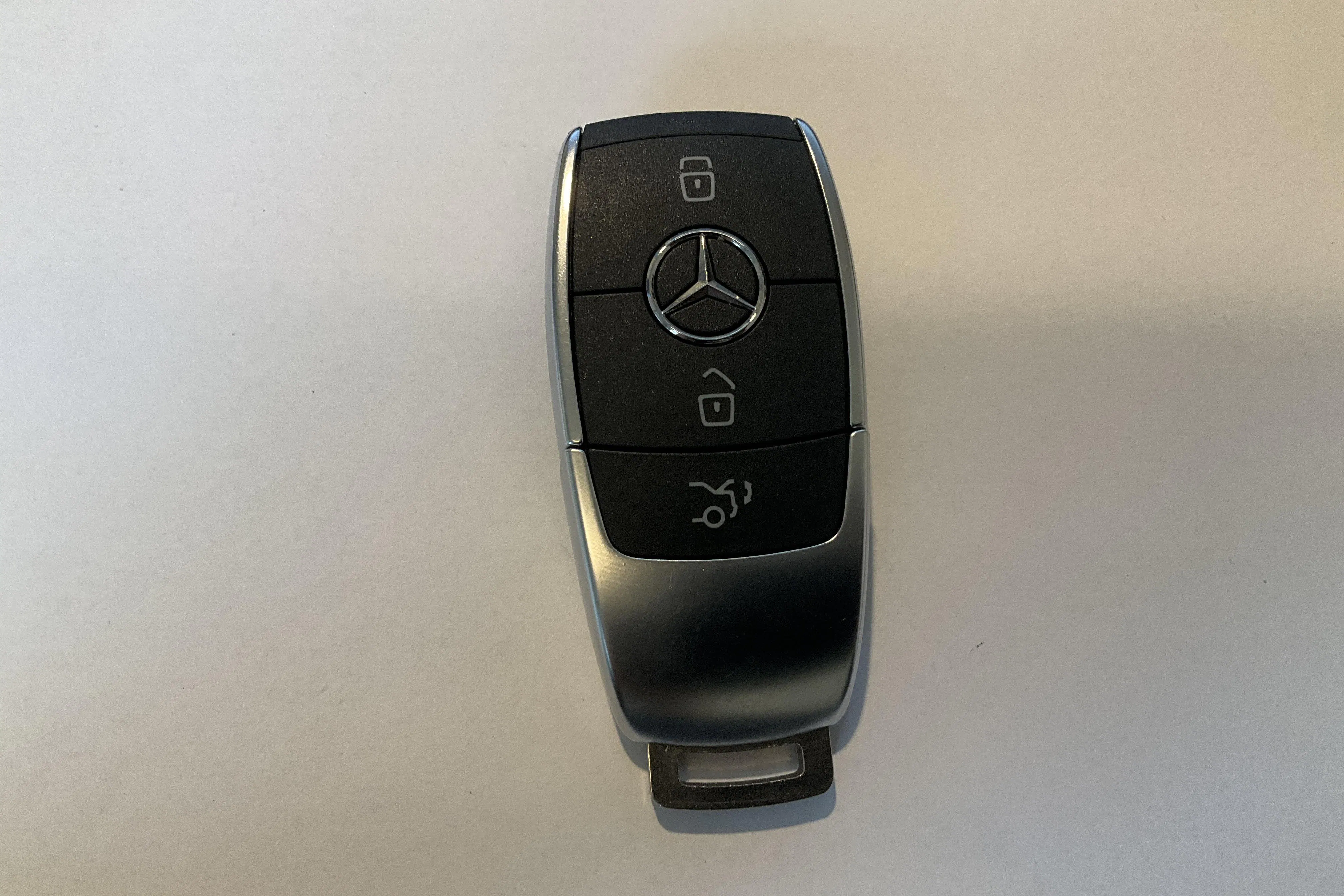 Presentation photo 22 of 22: Mercedes GLB 200 X247 (163hk) - 9 890 km - Automatic - black - 2025