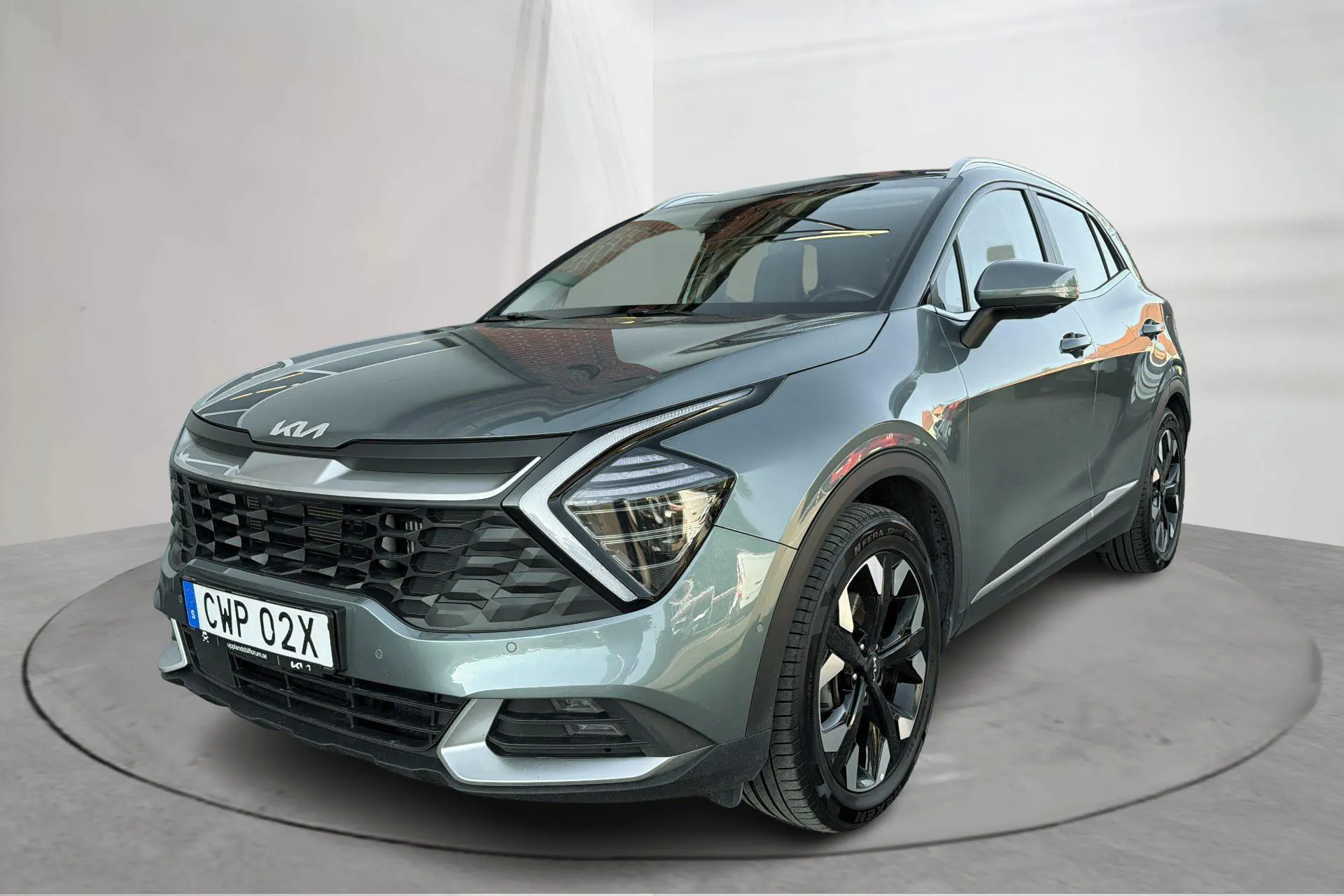 Presentation photo 1 of 19: KIA Sportage PHEV AWD (265hk) - 131 970 km - Automatic - gray - 2023