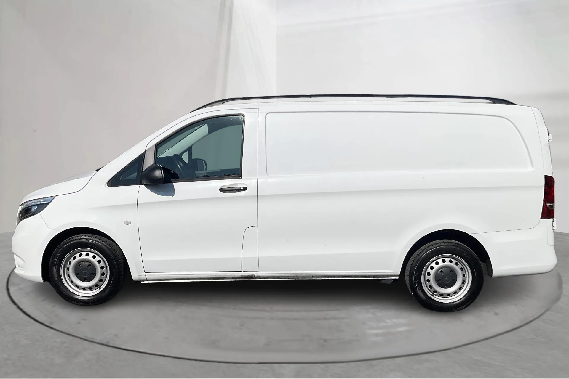 Presentation photo 2 of 13: Mercedes Vito 116 CDI W640 (163hk) - 79 030 km - Automatic - white - 2022