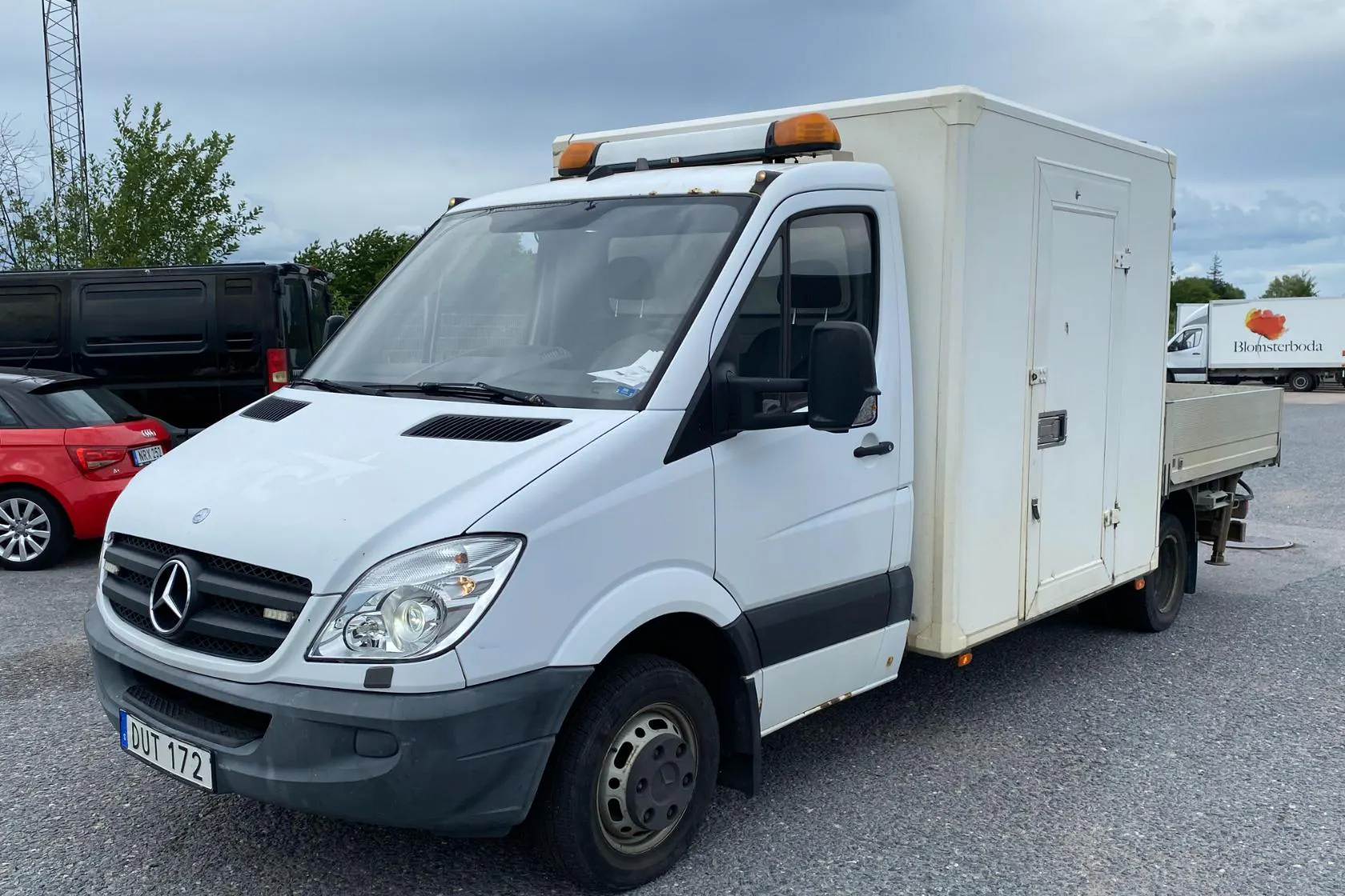 Presentation photo 1 of 56: Mercedes Sprinter 516 CDI - 387 931 km - Automatic - white - 2013