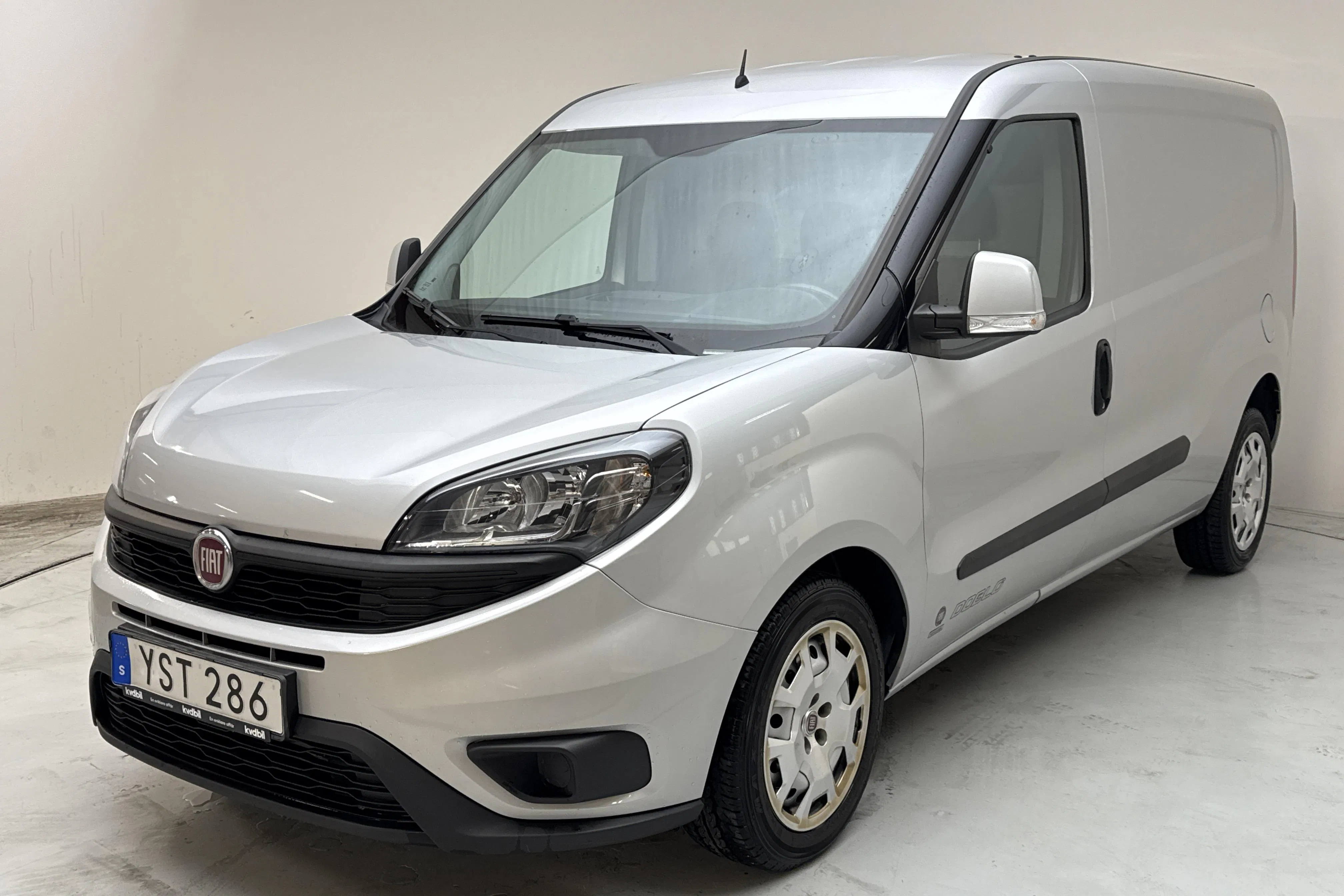 Presentation photo 1 of 12: Fiat Doblo Cargo 1.6 MJT (105hk) - 164 360 km - Manual - gray - 2019