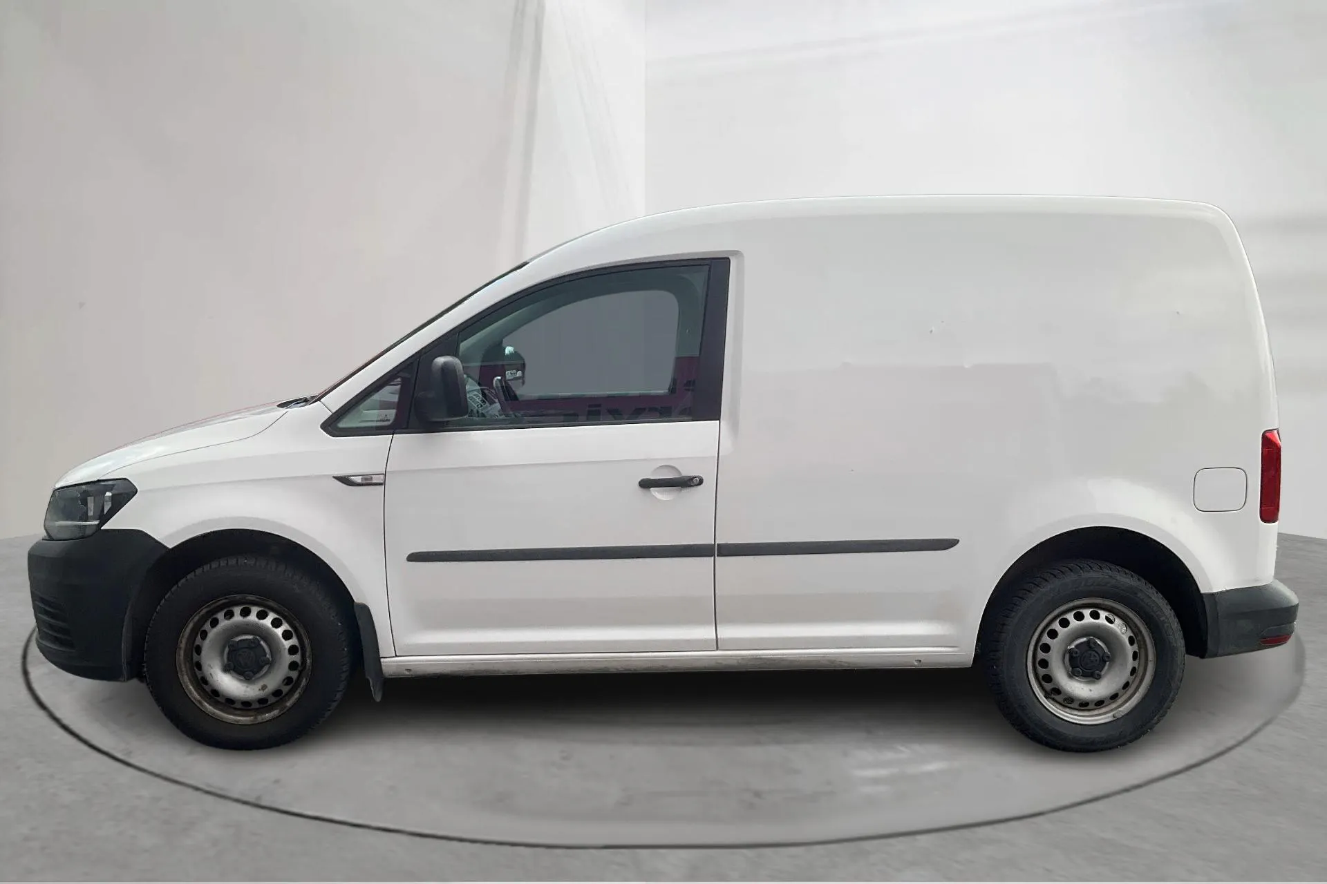 Presentationsfoto 2 av 12: VW Caddy 2.0 TDI Skåp (102hk) - 15 356 mil - Automat - vit - 2016
