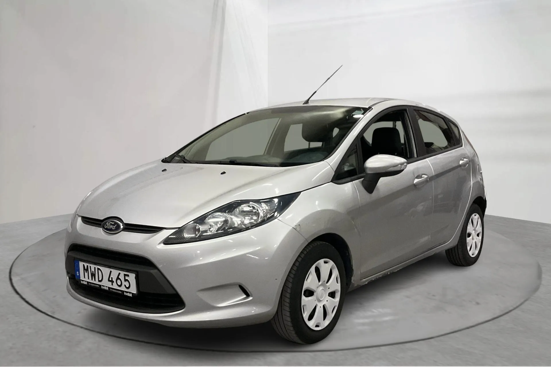 Presentationsfoto 1 av 13: Ford Fiesta 1.6 TDCi 5dr (95hk) - 24 780 mil - Manuell - grå - 2012