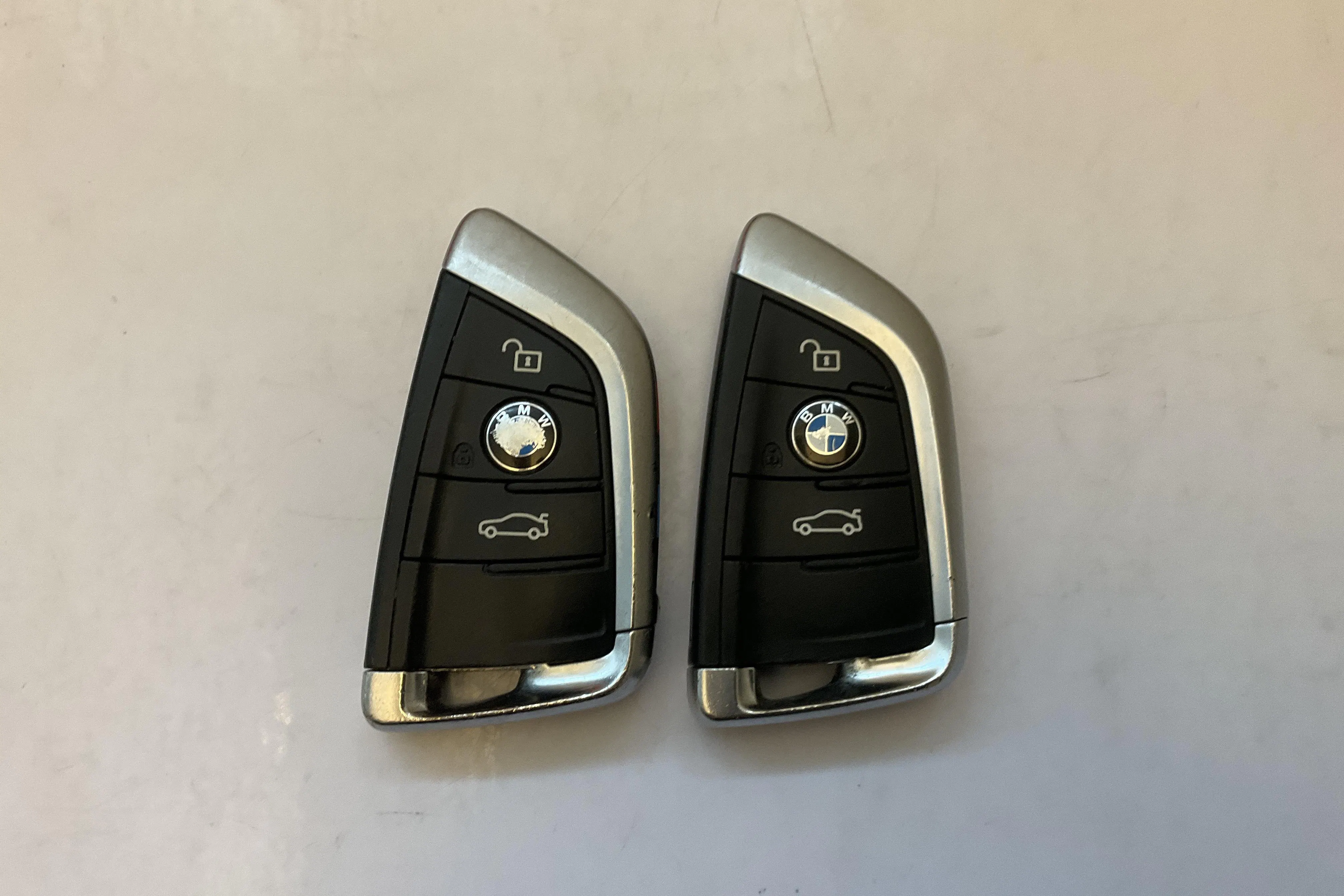 Presentationsfoto 16 av 16: BMW X5 xDrive30d, F15 (258hk) - 25 605 mil - Automat - vit - 2016