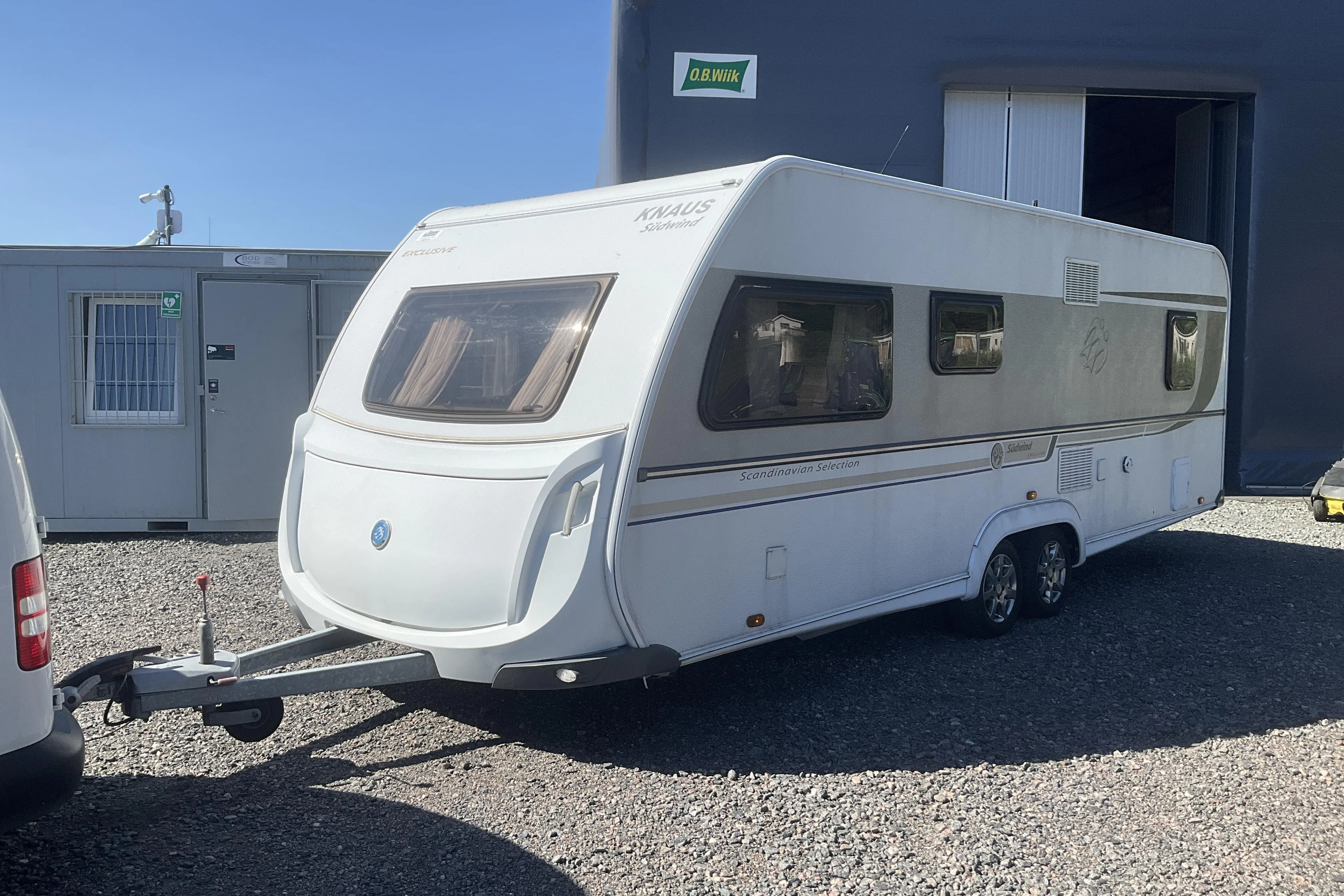 Presentationsfoto 1 av 27: KNAUS Südwind Exclusive W08 - 0 km - vit - 2014