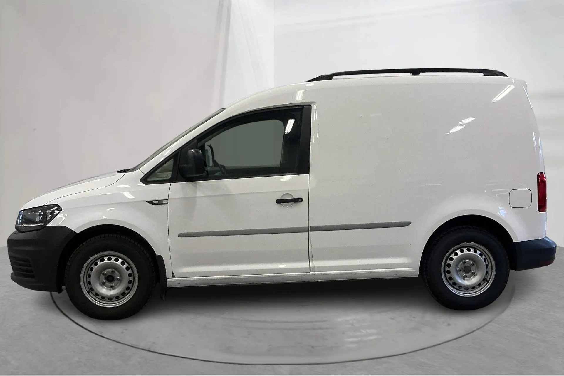 Presentationsfoto 2 av 17: VW Caddy 1.0 TSI Skåp (102hk) - 25 659 mil - Manuell - vit - 2019