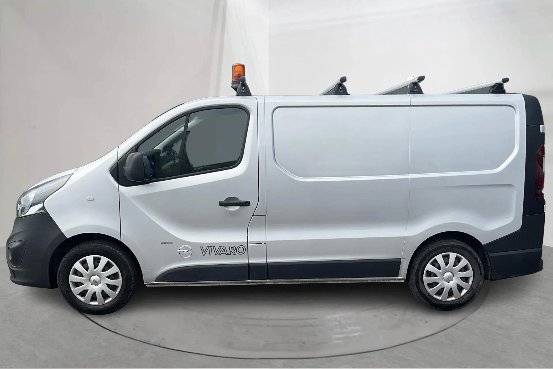 Presentationsfoto 2 av 15: Opel Vivaro 1.6 CDTI (120hk) - 5 995 mil - Manuell - grå - 2018