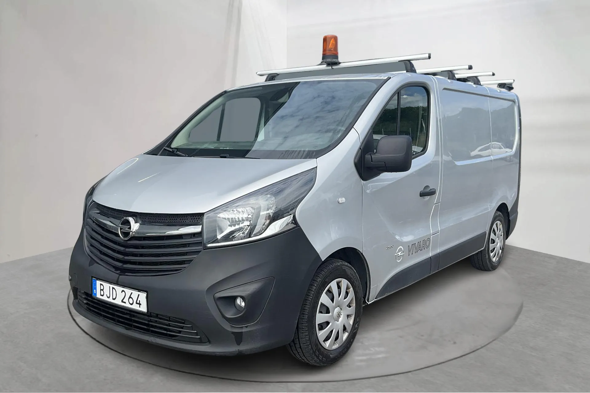 Presentationsfoto 1 av 15: Opel Vivaro 1.6 CDTI (120hk) - 5 995 mil - Manuell - grå - 2018