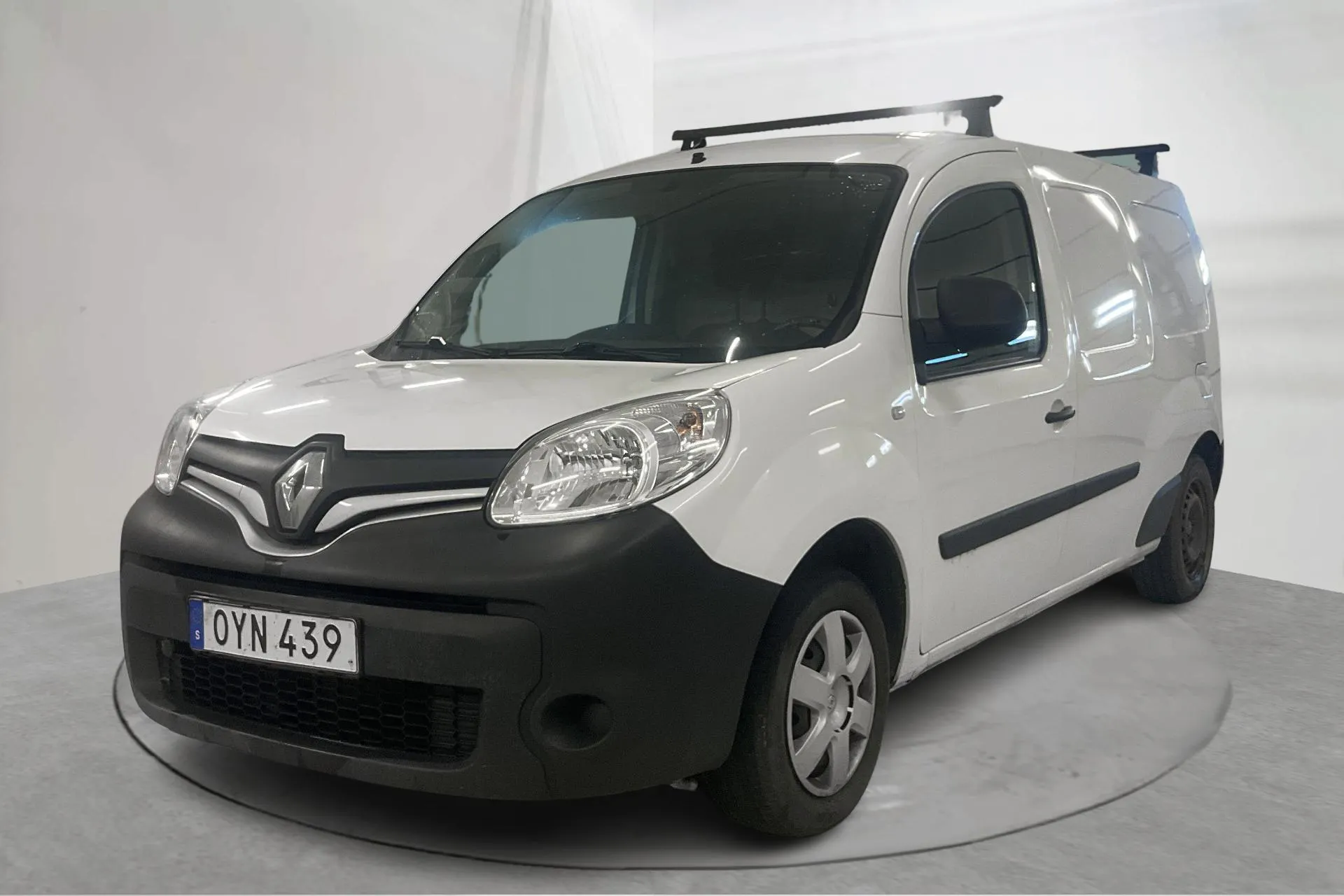Presentationsfoto 1 av 15: Renault Kangoo 1.5 dCi Maxi skåp (90hk) - 9 840 mil - Manuell - vit - 2016